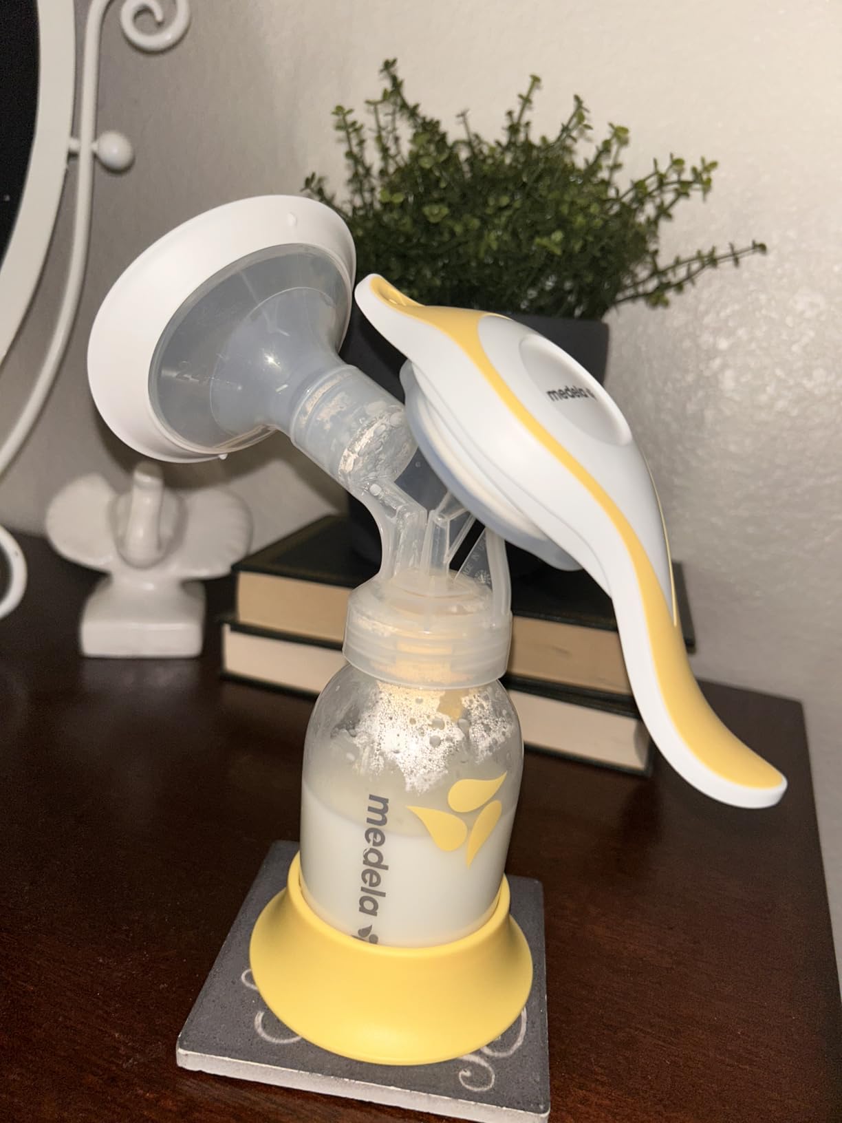 Medela Harmony Manual Breast Pump, On-the-Go, More Milk Output customer photo 1