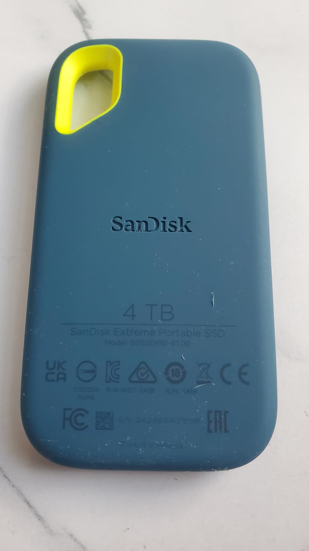SANDISK 2TB Extreme Portable SSD (Old Model) - Up to 1050MB/s, USB-C, USB 3.2 Gen 2, IP65 Water and Dust Resistance, Updated Firmware - External Solid State Drive - SDSSDE61-2T00-G25 customer photo 1