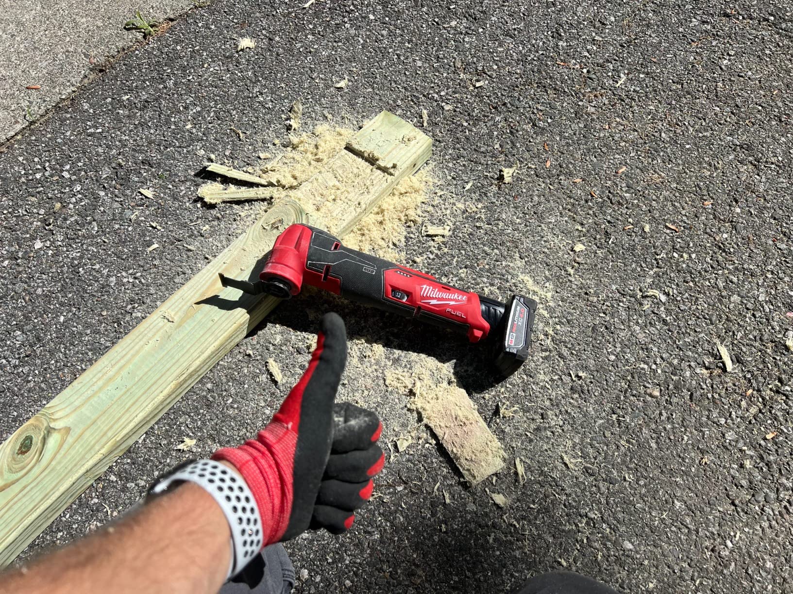 2526-20 M12 Brushless 12-Volt Lithium-Ion Cordless Oscillating Multi-Tool (Tool-Only) customer photo 1