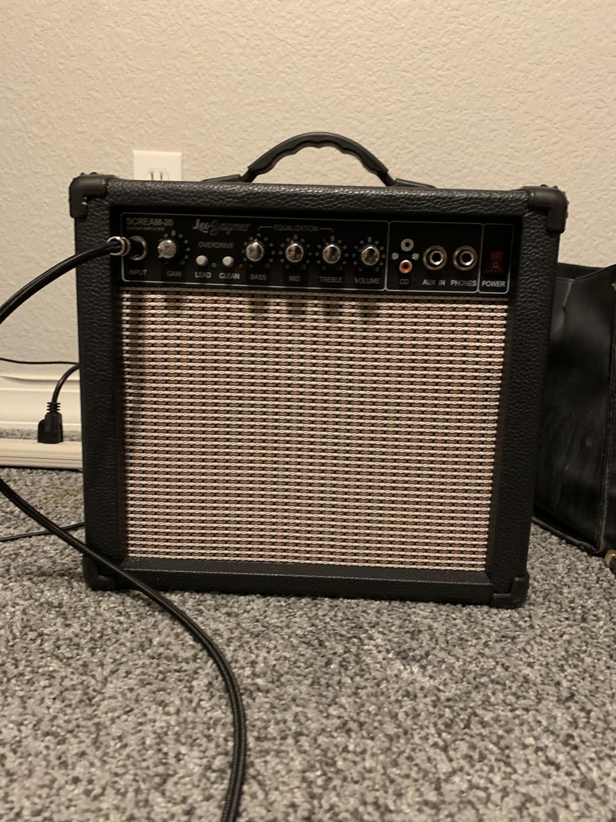 Leo Jaymz 20W Electric Guitar Amplifier - Clean and Distortion Channel - 3 Band Equalization and CD Line Input - Recording Studio, Practice Room, Small Courtyard (6.5