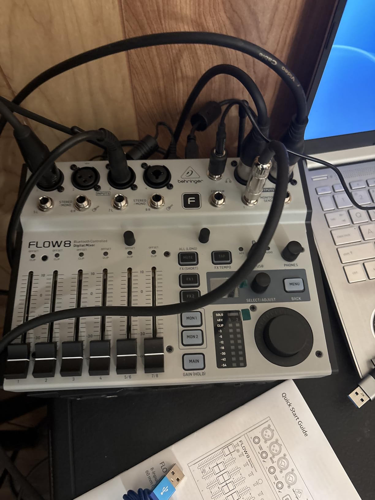 Behringer FLOW 8 8-Input Digital Mixer with Bluetooth Audio and App Control, 60 mm Channel Faders, 2 FX Processors and USB/Audio Interface customer photo 1