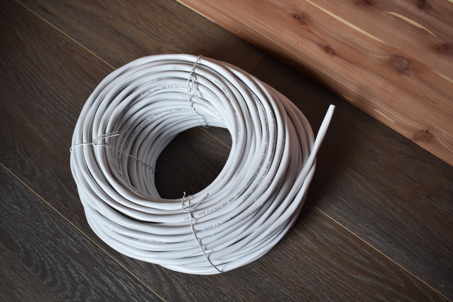 12AWG 2Conductor Speaker Wire 100Feet White 99.9% Oxygen Free Copper ETL Listed & CL3 Indoor Speaker Cable customer photo 2