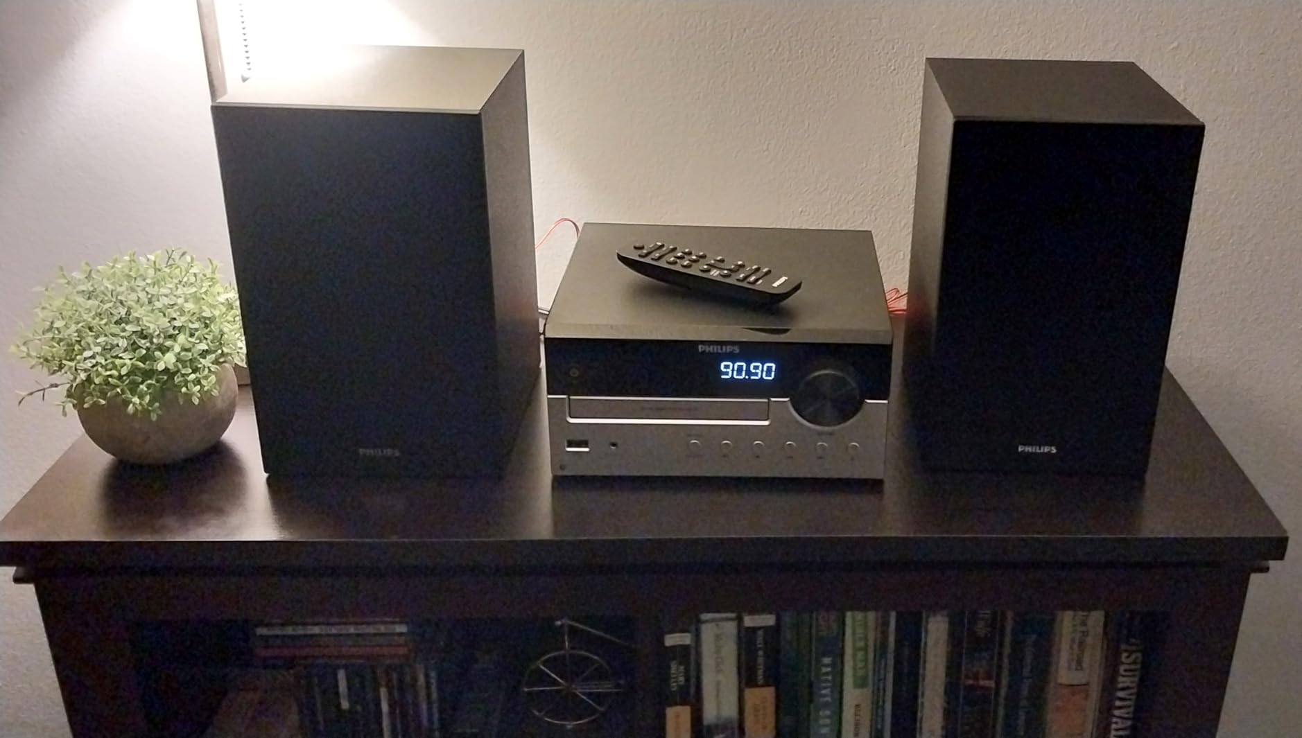 Philips Bluetooth Stereo System for Home with CD Player, Bluetooth 5.4 & Auracast, Upgraded 80W Stereo Sound, MP3, USB, Audio in, FM Radio, Bass Reflex Speaker, Remote Control Included customer photo 1