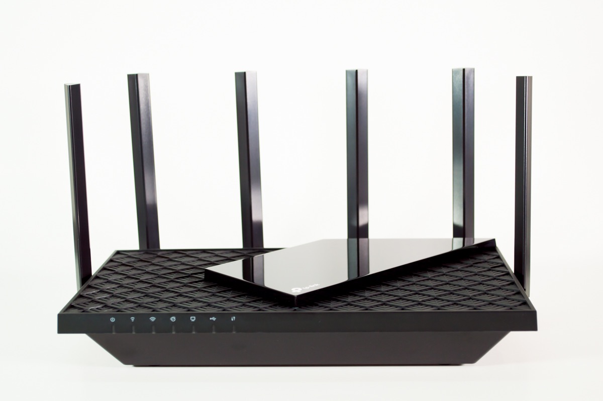 TP-Link AX5400 WiFi 6 Router (Archer AX73) customer photo 1