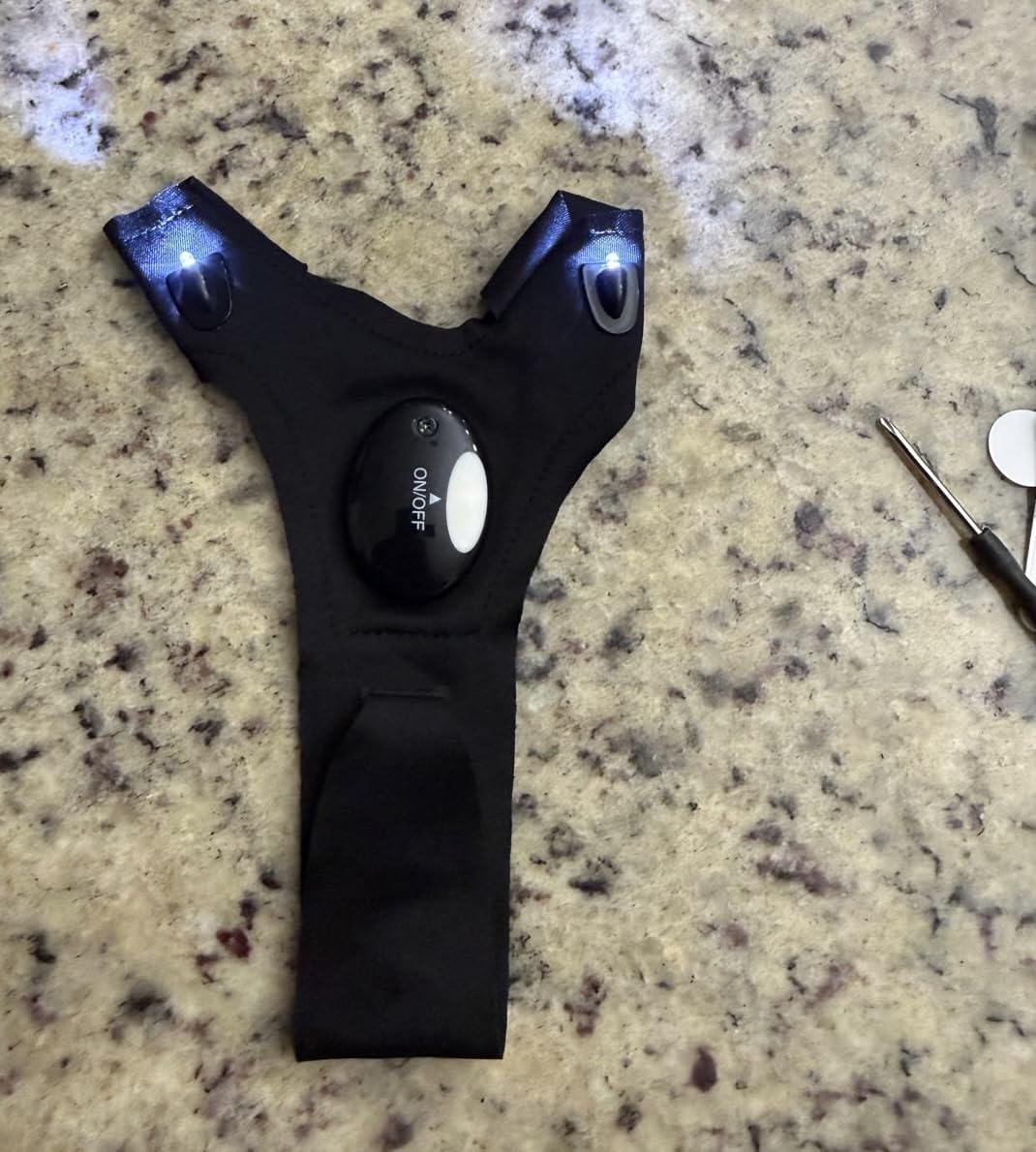 MOIPEJO LED Flashlight Gloves, Gifts for Men Dad Him Boyfriend Husband, Cool Gadget Hands-Free Finger Lights for Camping Fishing Repairing, Fathers Day Christmas Birthday Gift-Black customer photo 2