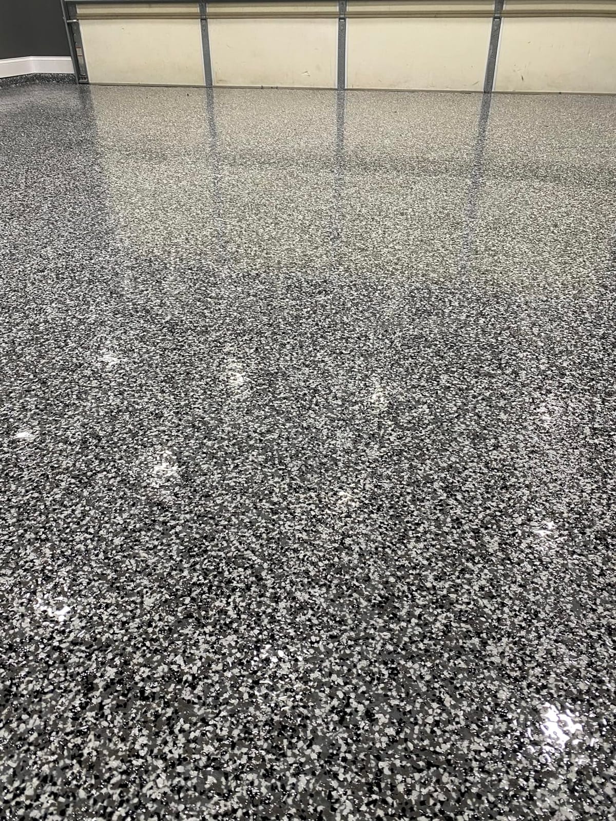Everflow MPC Epoxy Resin Floor Coating Kit, Grey, 3 Gallon | Garage floor epoxy kit. 100% solids, self-leveling epoxy floor coating. Durable finish for garages and basements. customer photo 1