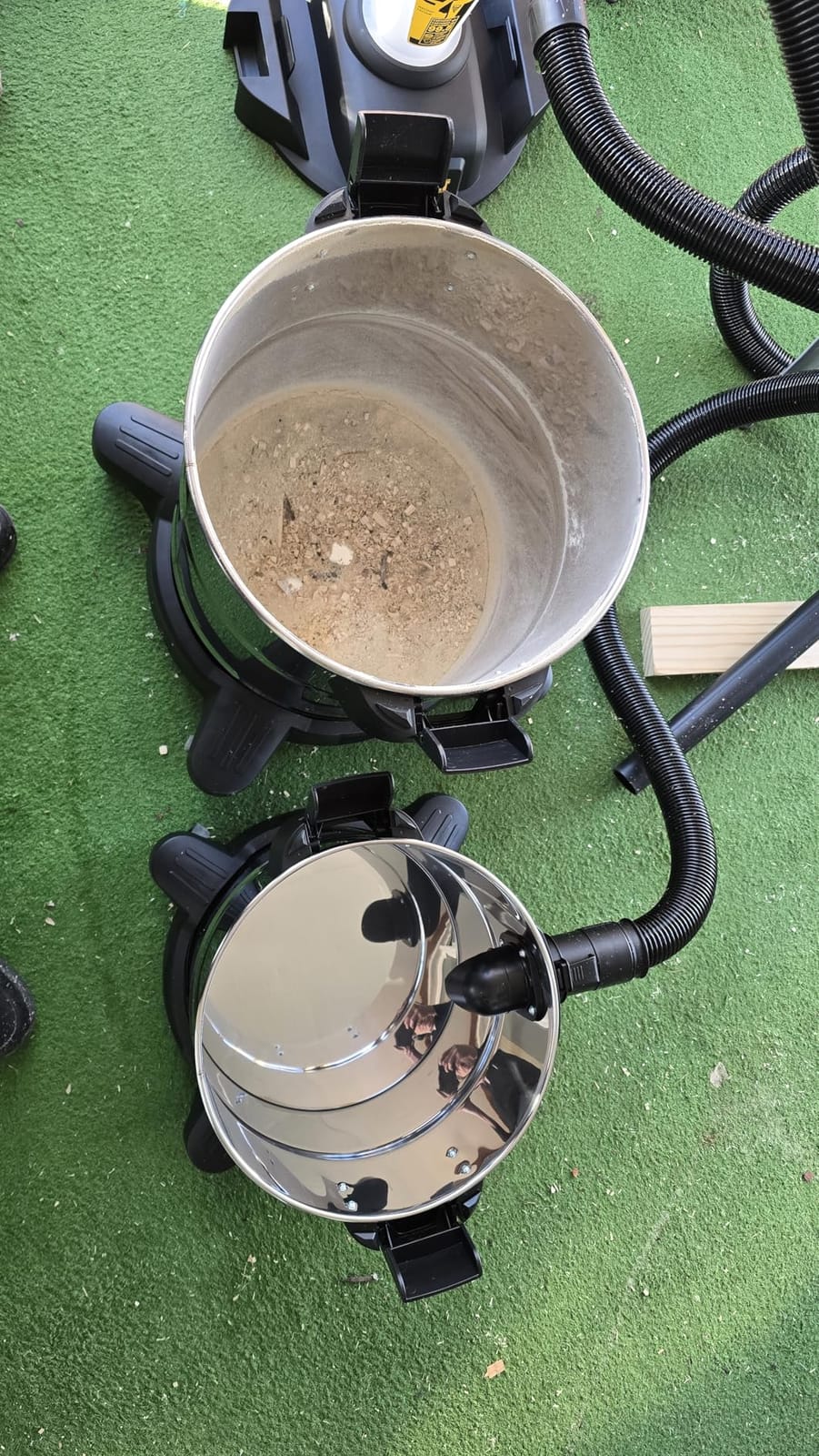 DEWALT 10 Gallon Cyclone Dust Separator for Wet/Dry Shop Vacuums,DXVCS003 customer photo 1