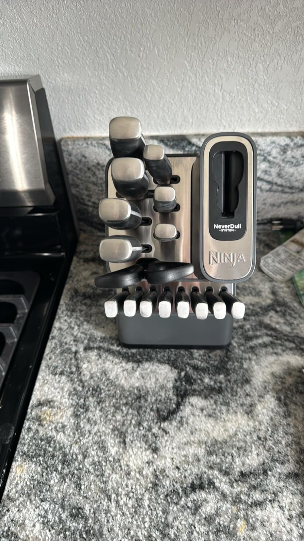 Ninja NeverDull 17-Pc Knife Block Set, Built-in Sharpener, Black, K32017 | Stays razor-sharp 10+ years. Rust-resistant German stainless steel blades. Few swipes of the foolproof sharpener restore edge customer photo 2