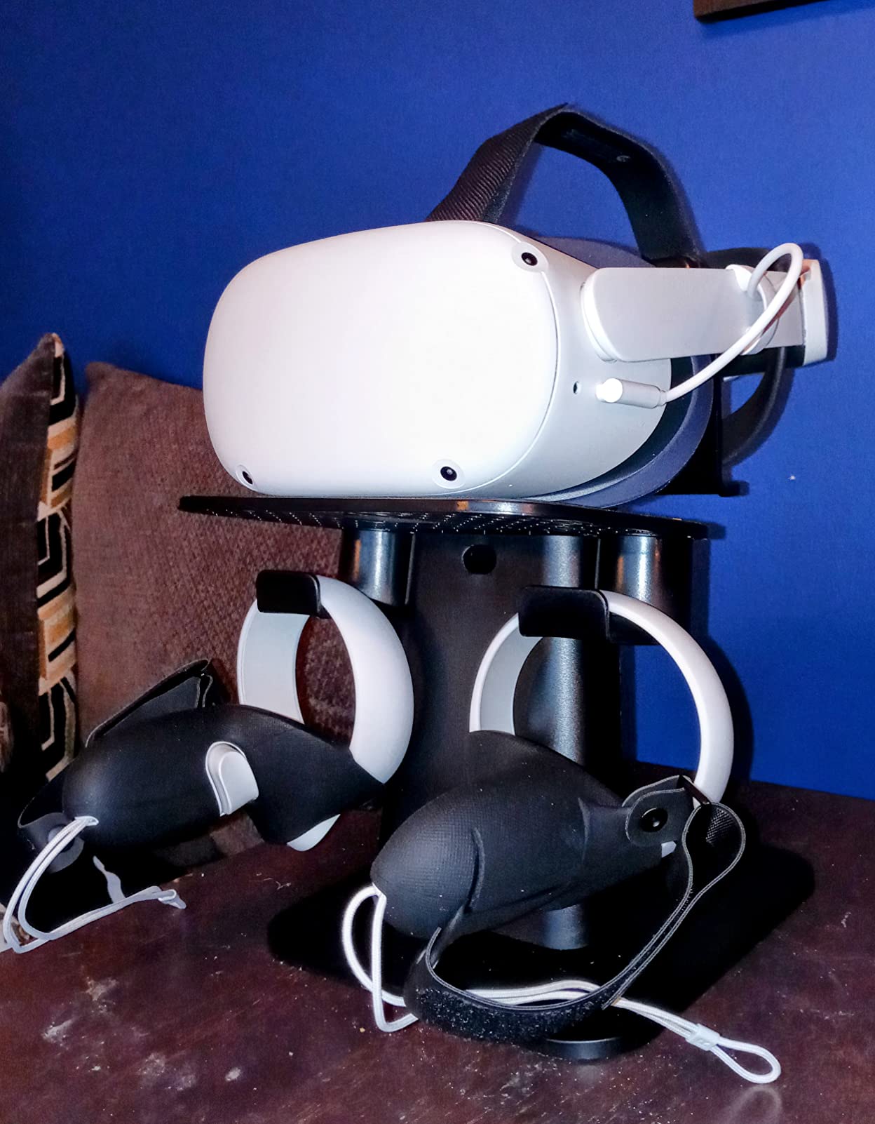Meta Quest 2 - Advanced All-In-One Virtual Reality Headset - 256 GB customer photo 1