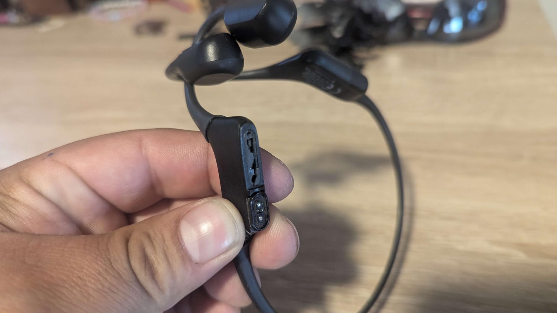 SHOKZ OpenRun Bone Conduction Open-Ear Bluetooth Sport Headphones, Black | Bundle with Sweat Headband; Open ear comfort; Lightweight & Secure fit; IP67 water resistance; 8H battery; Running/Cycling customer photo 2