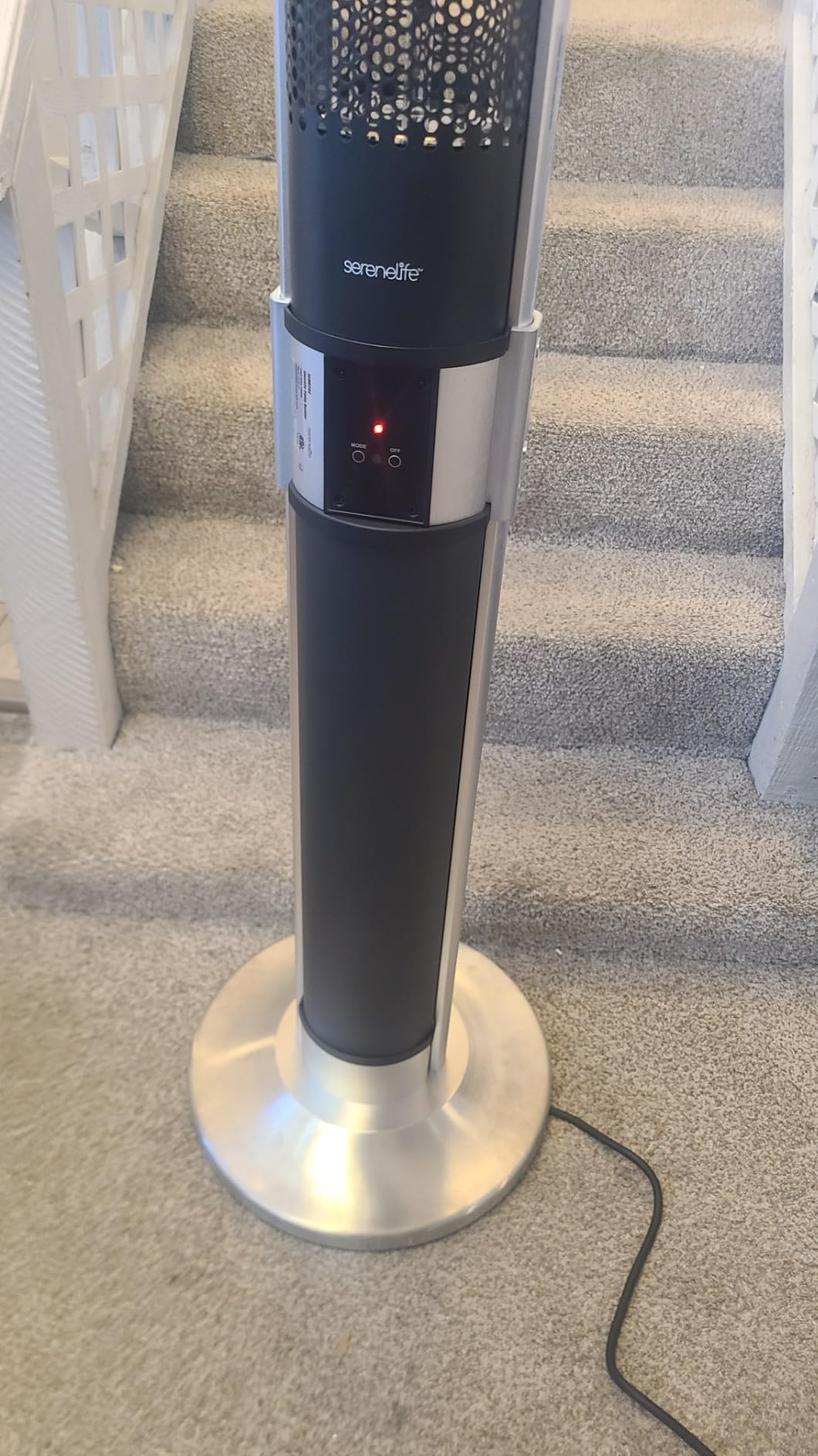 SereneLife Infrared Patio Heater, 1500W Electric with Remote Control, IP24 Approved, Anodized Aluminum Alloy Frame, Indoor/Outdoor for Restaurant, Backyard, Garage, Decks customer photo 2