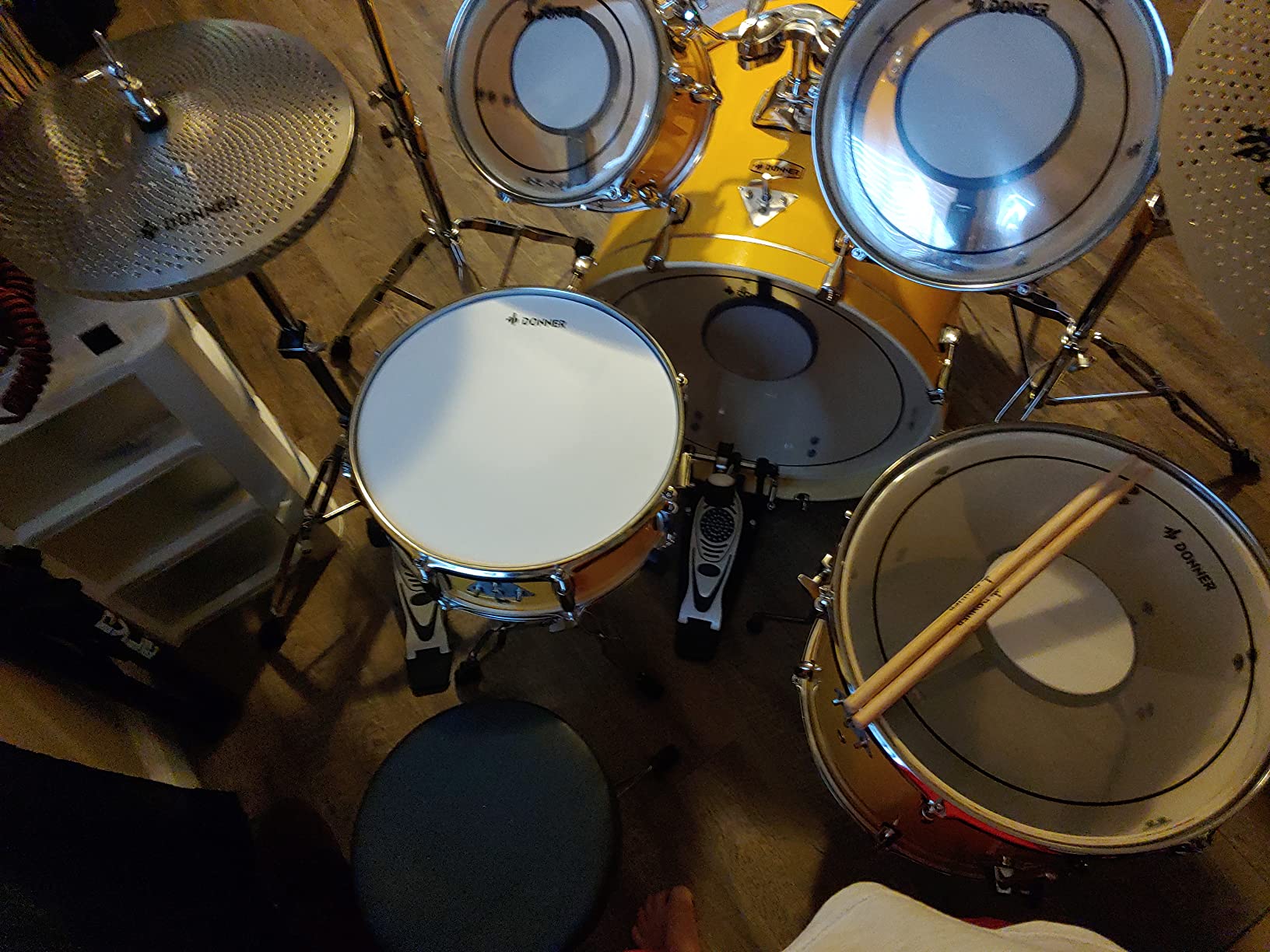 Donner Drum Set Adult with Practice Mute Pad, 5-Piece 22 inch Full Size Acoustic Drum Kit, Black - DDS-520 customer photo 1