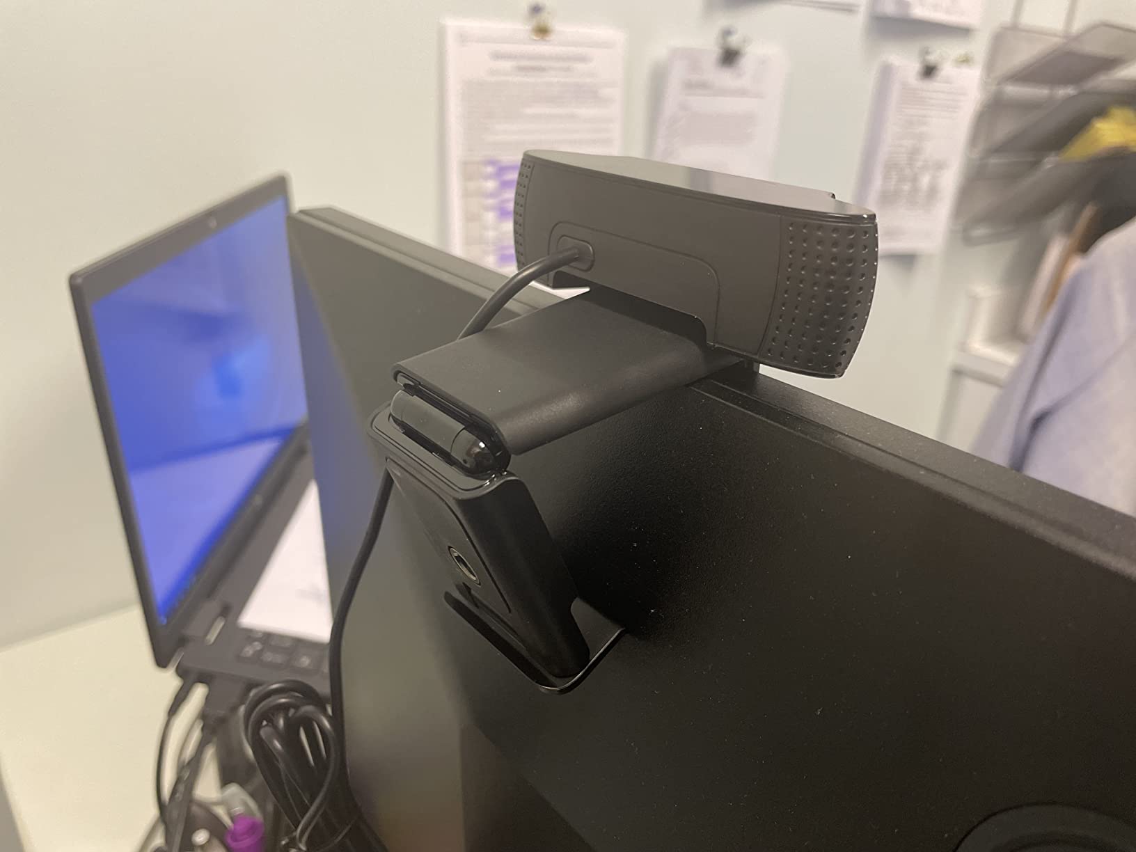 Logitech C920e HD 1080p Mic Enabled Webcam Certified Zoom Microsoft Teams customer photo 2