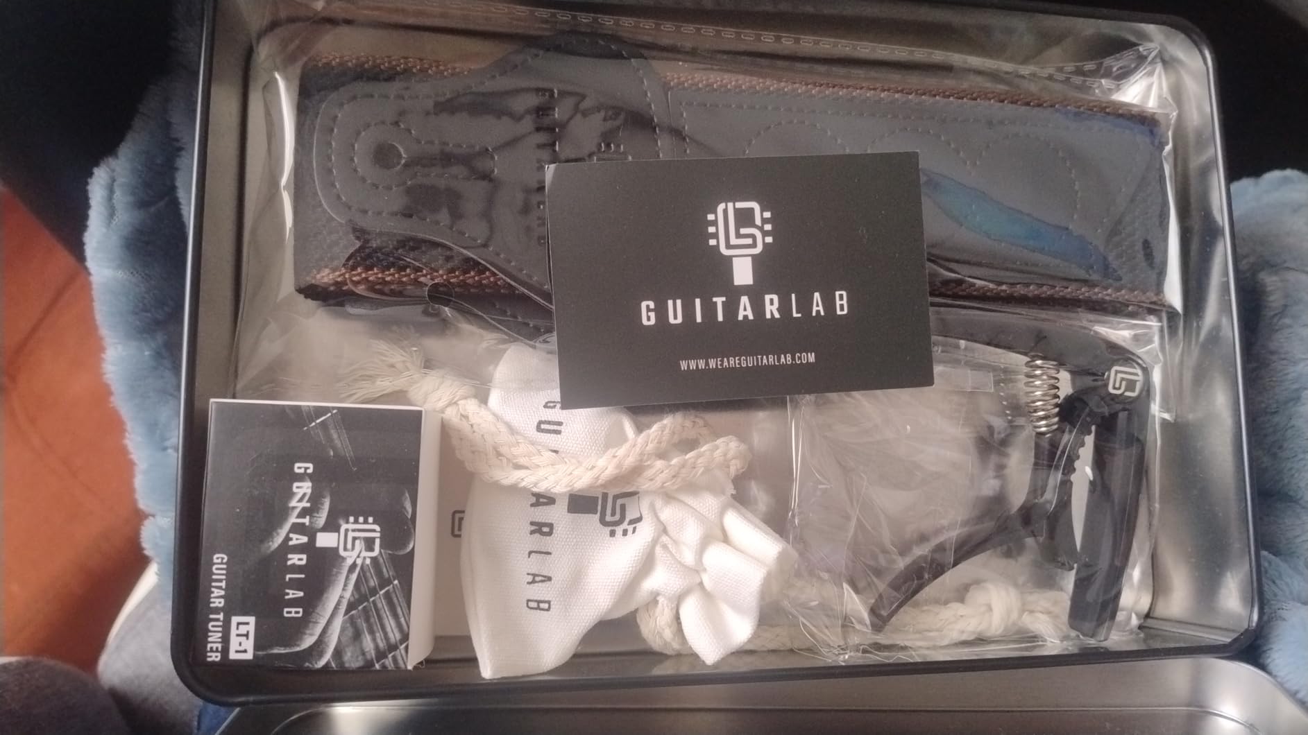Guitar Lab Guitar Accessories Kit - Strap, Capo, Tuner & Picks Gift Set in Premium Metal Tin customer photo 1