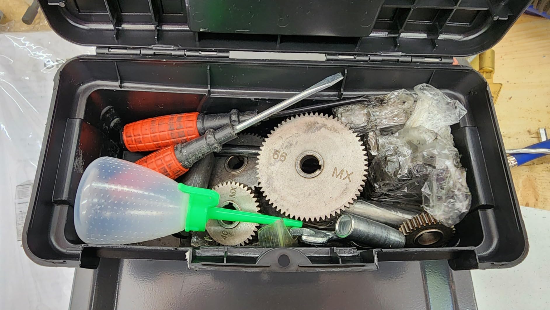 VEVOR Metal Lathe 8.7 x 29.5 Inch/220 x 750MM Mini Metal Lathe 1.1KW Infinitely Variable Speed Mini Lathe Machine LED Screen for Counter Face Turning Drilling customer photo 1