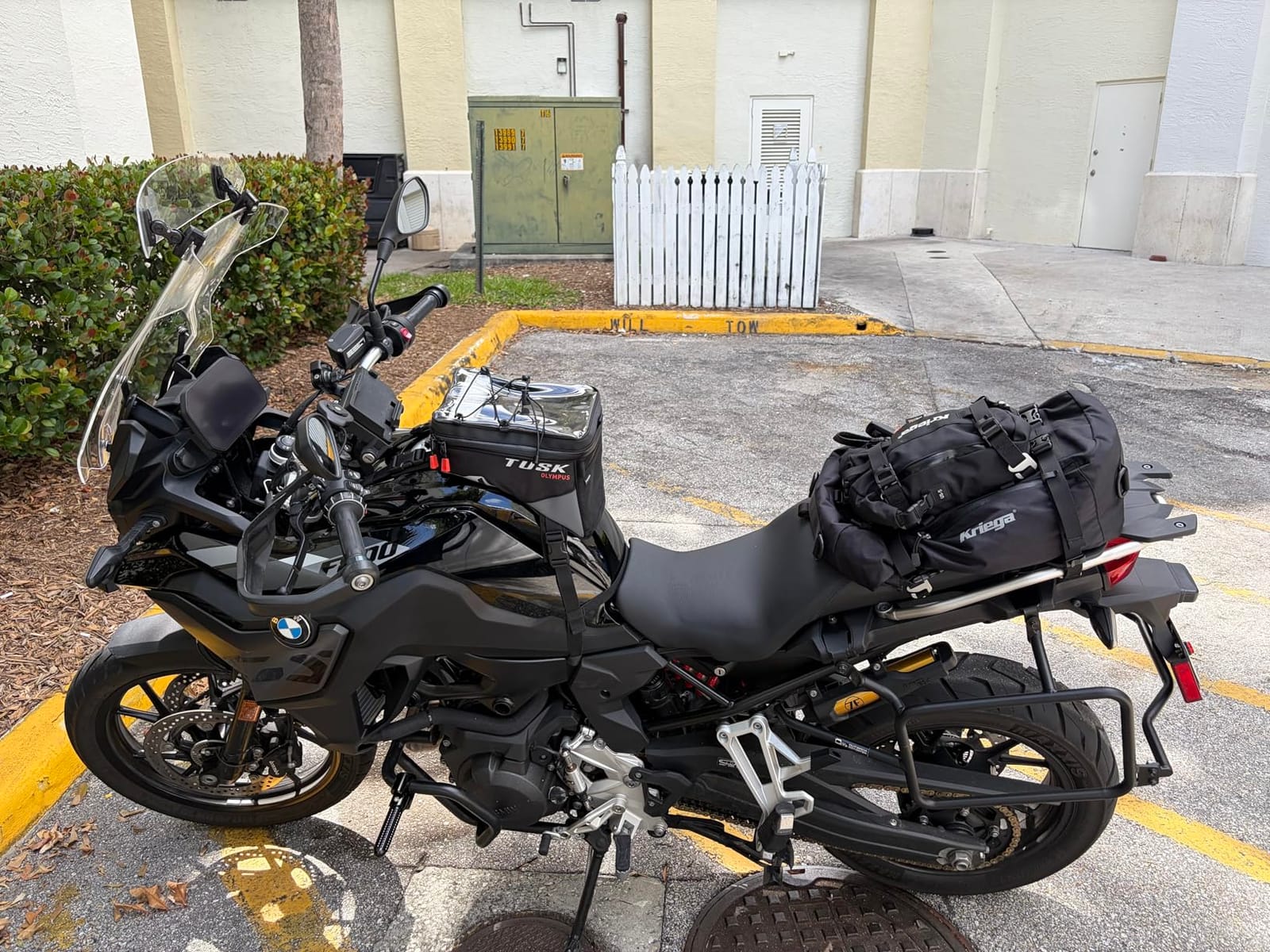 TUSK Olympus Small Tank Bag - 4.5L, YKK Zippers, Clear Map/Phone Pocket & Cable Port, Rain Cover, Reflective Logos - Universal Mount for Adventure & Dual Sport Bikes customer photo 2