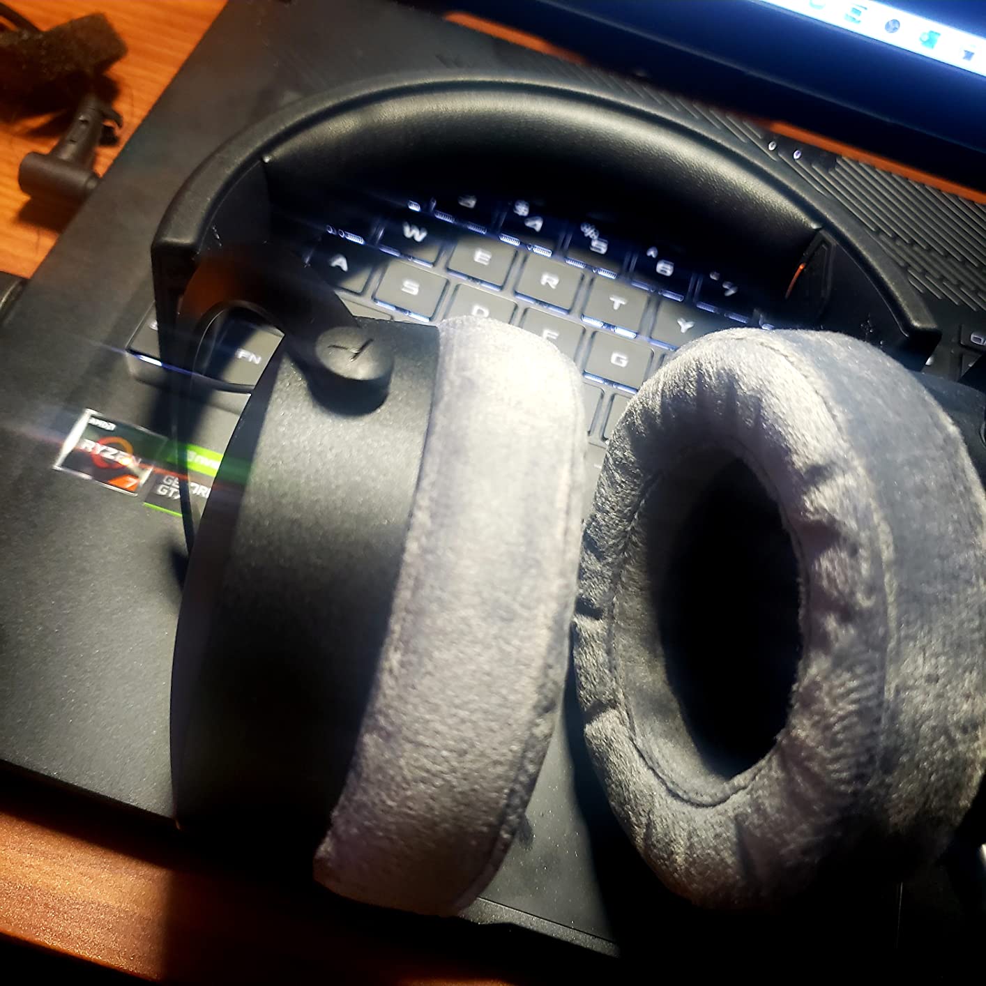 beyerdynamic DT 700 PRO X Closed-Back Studio Headphones with Stellar.45 Driver for Recording and Monitoring on All Playback Devices customer photo 2