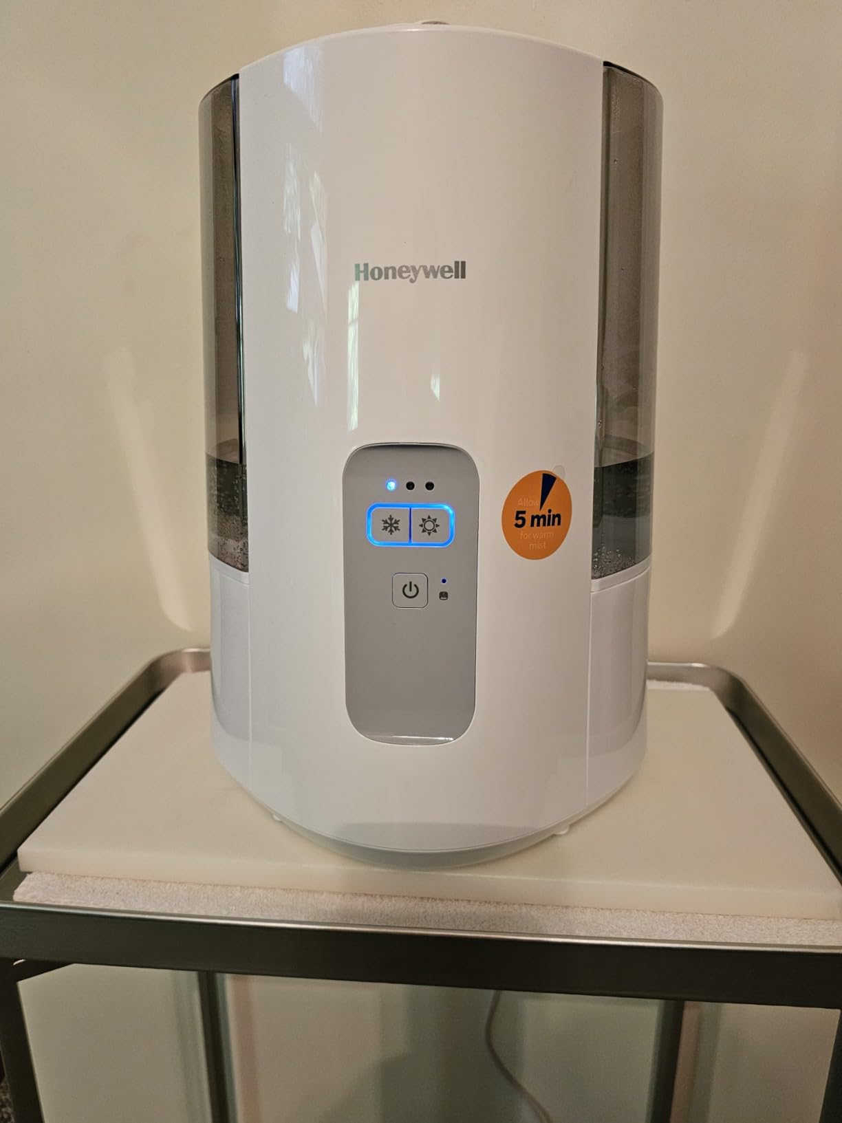 Honeywell Dual Comfort Cool + Warm Mist humidifier, Black, HWC775B | Humidifier for Bedroom, Office, Living Room and Home. Provides Temporary Relief from Dry air discomforts customer photo 2