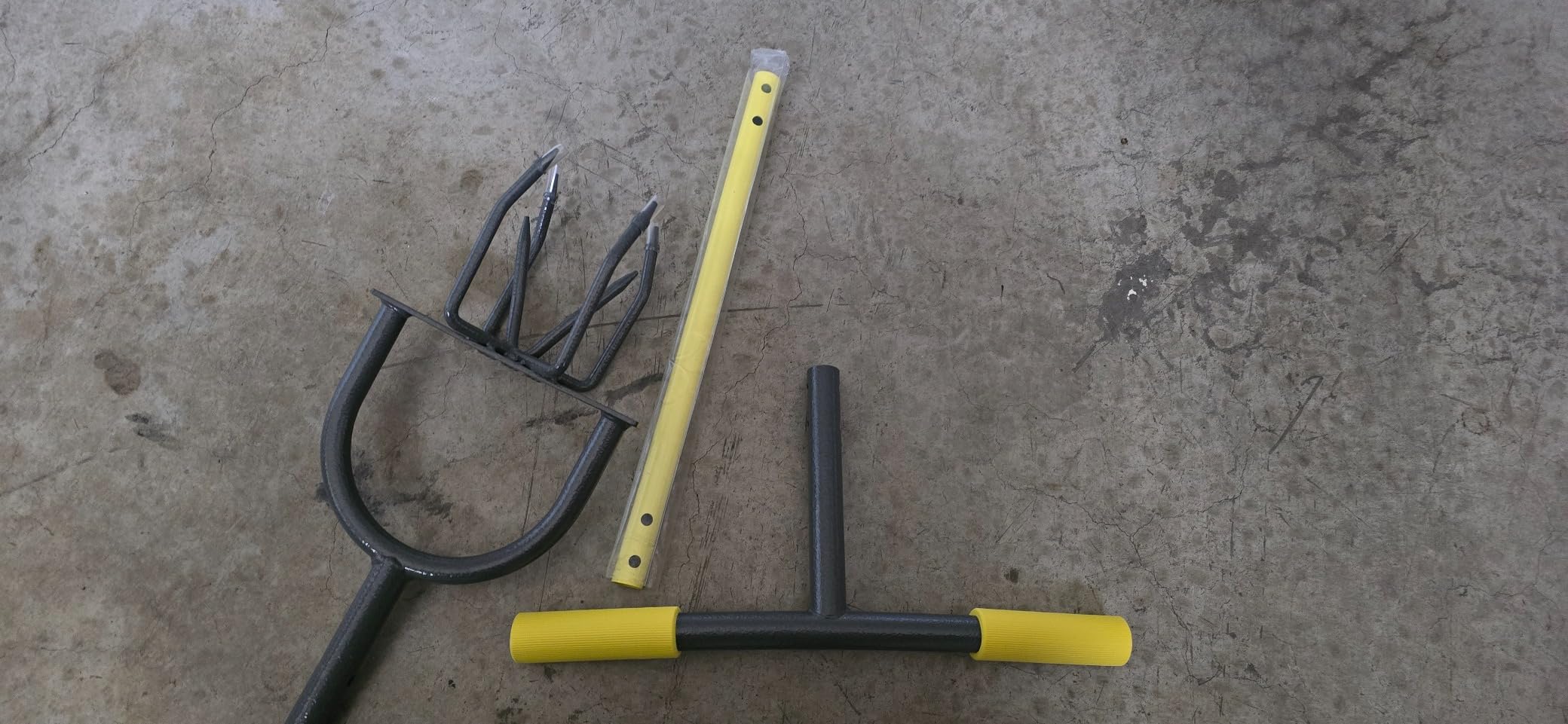 Jardineer Hand Tiller for Gardening, Manual Twist Tiller Cultivator, Heavy Duty Garden Claw, Soil Loosener & Lawn Aerator for Soil Mixing, Garden, Flower Box and Raised Bed customer photo 2