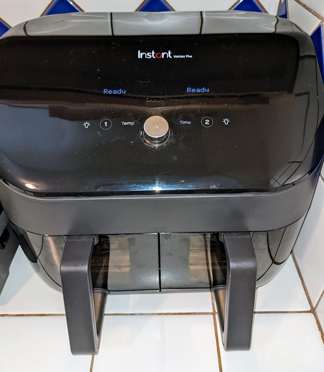 Instant Pot Vortex Plus XL 8QT ClearCook Air Fryer, Clear Windows, Custom Programming, 8-in-1 Functions that Crisps, Broils, Roasts, Dehydrates, Bakes, Reheats, from the Makers of Instant Pot, Black customer photo 1