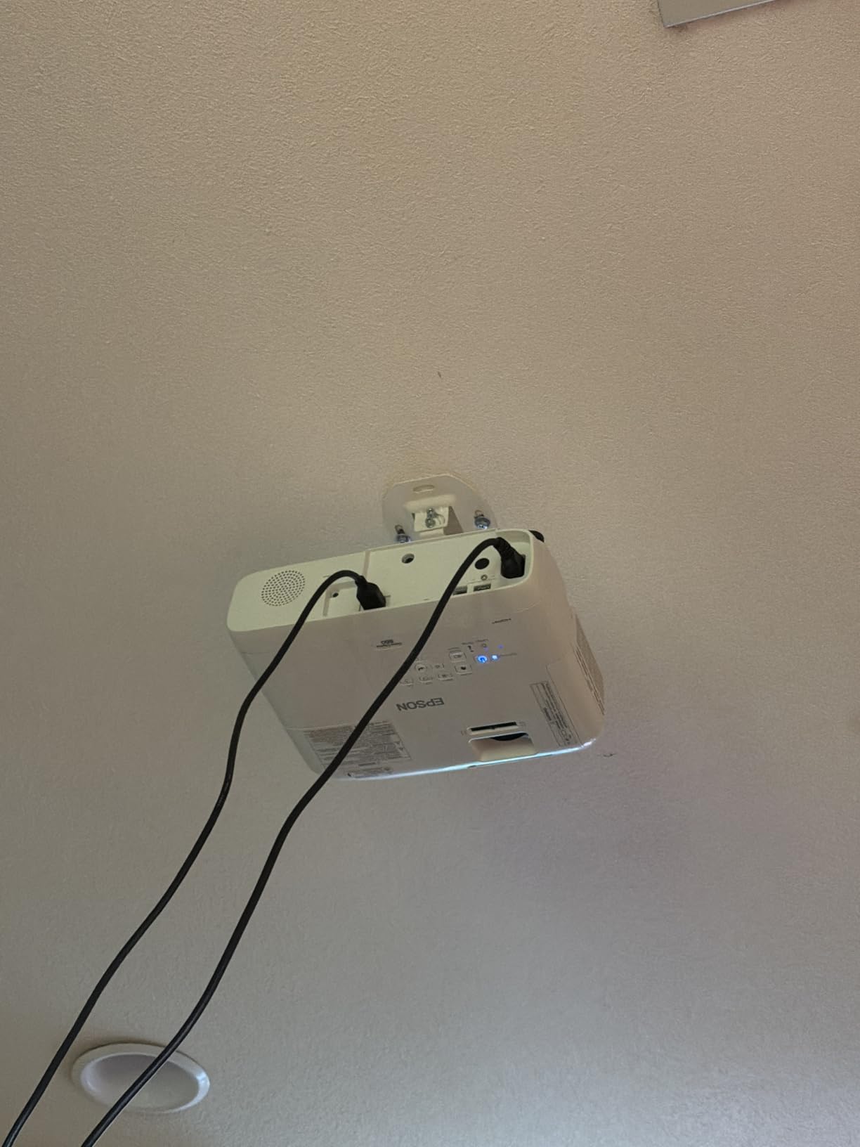 WALI Universal 3-in-1 Projector Ceiling Wall Mount for LCD/DLP Projectors, Height Adjustable, Supports up to 44lbs (PM-003-W), White customer photo 1