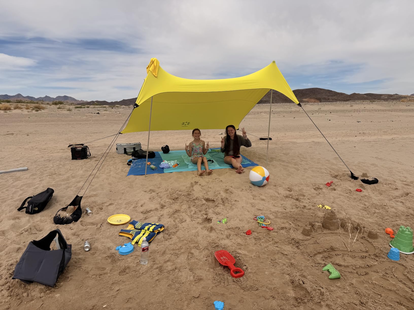 Neso Grande Portable Beach Tent Sun Shelter - Lightweight Beach Shade Canopy - Easy Setup for Family Outings - Patented Reinforced Corners - UPF 50+ Sun Protection - 7ft Tall, 9 x 9ft customer photo 1