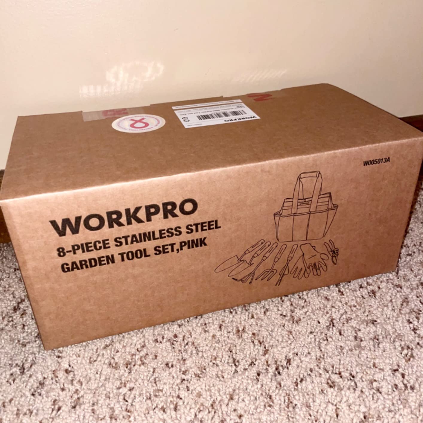 WORKPRO 8-Piece Pink Garden Tool Set - Pink | Stainless Steel, Wood Handle, Including Garden Tote, Gloves, Trowel, Hand Weeder, Cultivator and More, Gardening Gifts customer photo 2