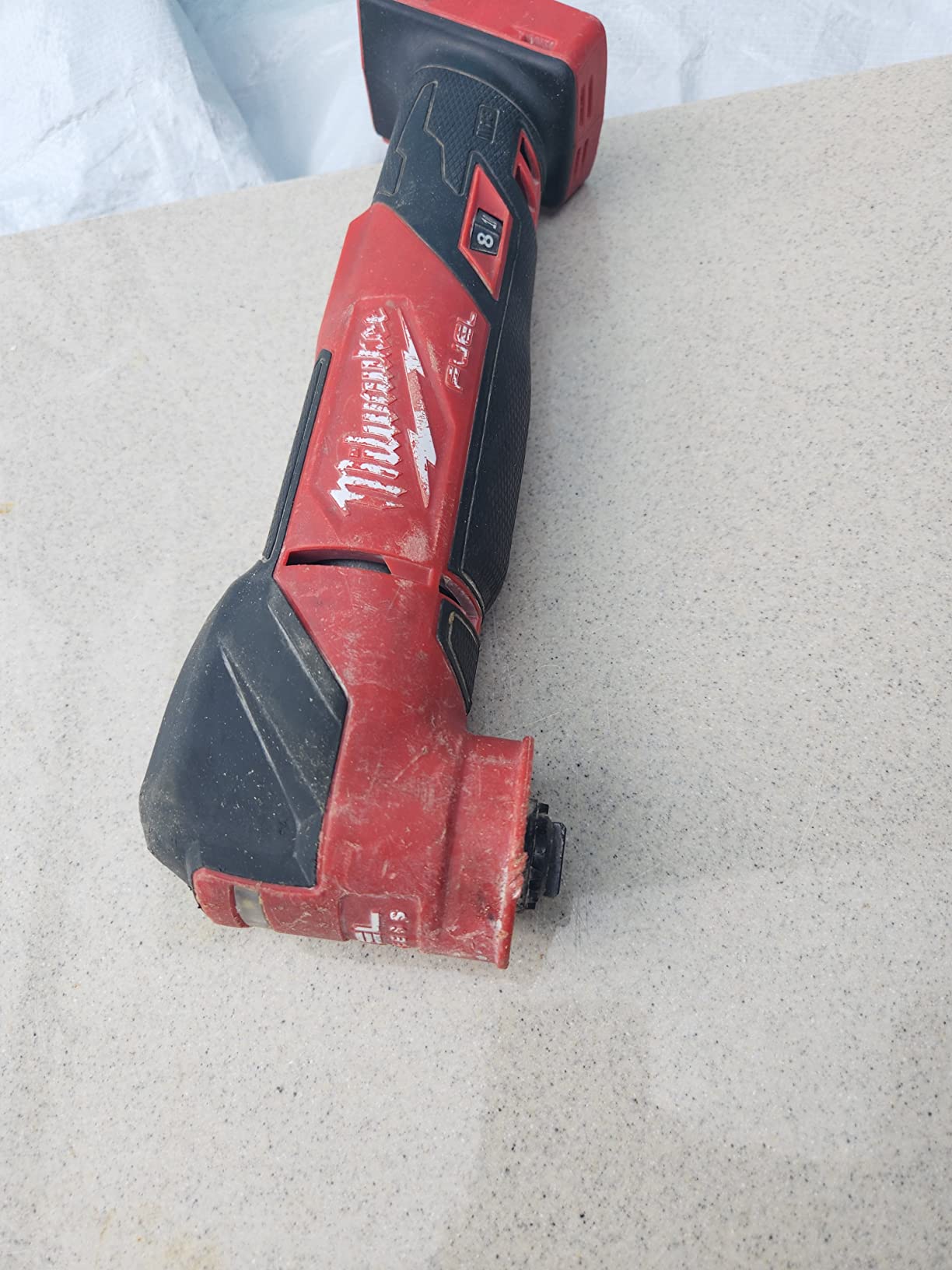 Milwaukee 2836-20 M18 FUEL Brushless Lithium-Ion Cordless Oscillating Multi-Tool (Tool Only) customer photo 1
