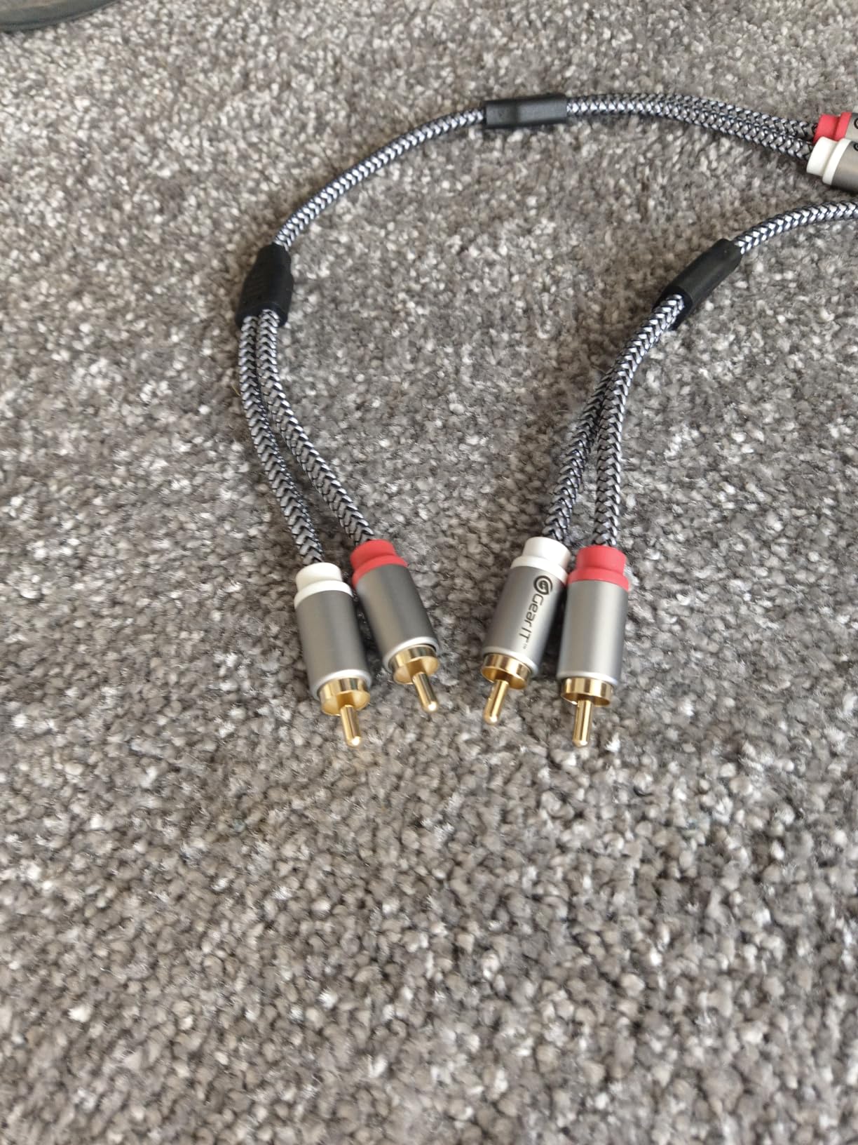 GEARit RCA Cables Car Audio 10ft Copper, RCA Cables Car Audio with Dual Shielding & Gold-Plated Connectors, RCA Cable for Subwoofer Cable, Hi-Fi System, Amplifier, Active Speakers, Gaming Consoles customer photo 1