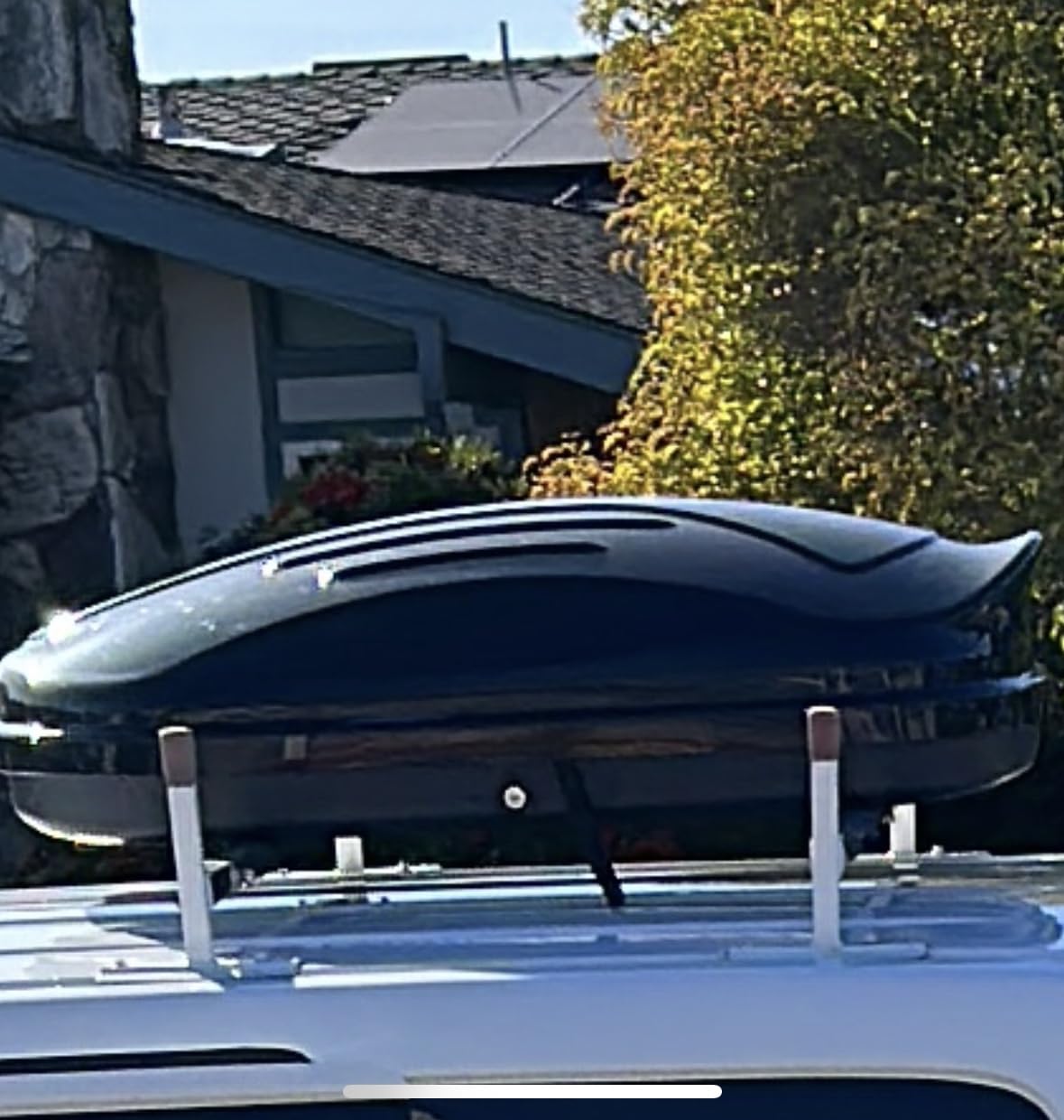 TUFFIOM 13.4 cu.ft. Rooftop Cargo Box w/Keys, Hard Shell Waterproof Travel Roof Storage Cargo Carrier customer photo 1