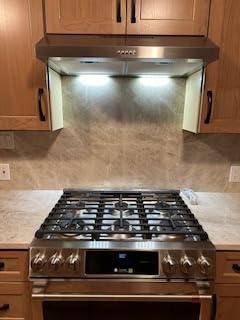 Range Hood 30 inch, 600 CFM Under Cabinet Range Hood with Strong Suction for Duct/Ductless Convertible, Stainless Steel Kitchen Hood with 3 Speed Exhaust Fan and Two Bright LED Lights customer photo 1