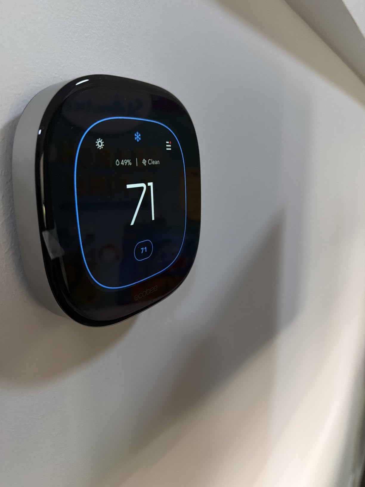 ecobee Smart Thermostat Premium - WiFi, Siri & Alexa Built-In, Smart Sensor | Air Quality Monitor. Works with Alexa, Siri and Google Home. Live view from your ecobee Doorbell. Live view from your ecobee Doorbell. Energy Saving thermostat customer photo 1