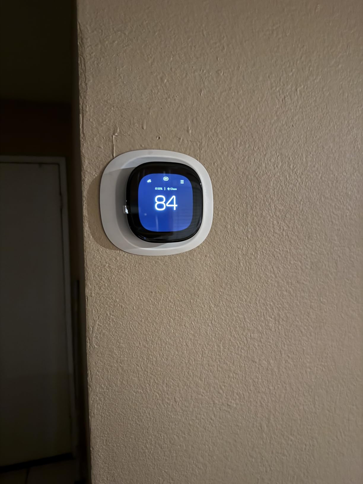 ecobee Smart Thermostat Premium - WiFi, Siri & Alexa Built-In, Smart Sensor | Air Quality Monitor. Works with Alexa, Siri and Google Home. Live view from your ecobee Doorbell. Live view from your ecobee Doorbell. Energy Saving thermostat customer photo 2