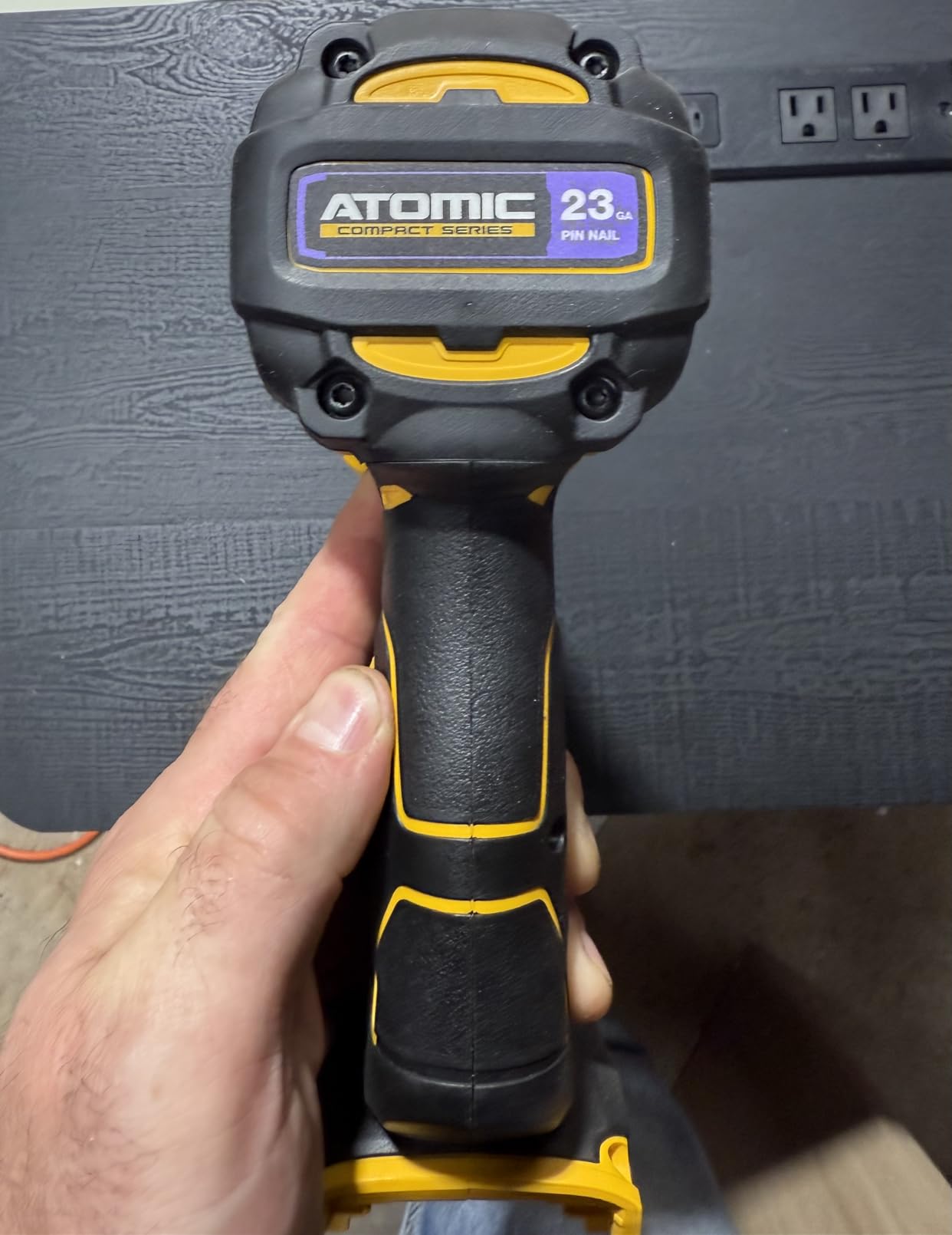 DEWALT DCN623B ATOMIC Compact Series 20V MAX Brushless 23 Ga. Pin Nailer (Tool Only) customer photo 1