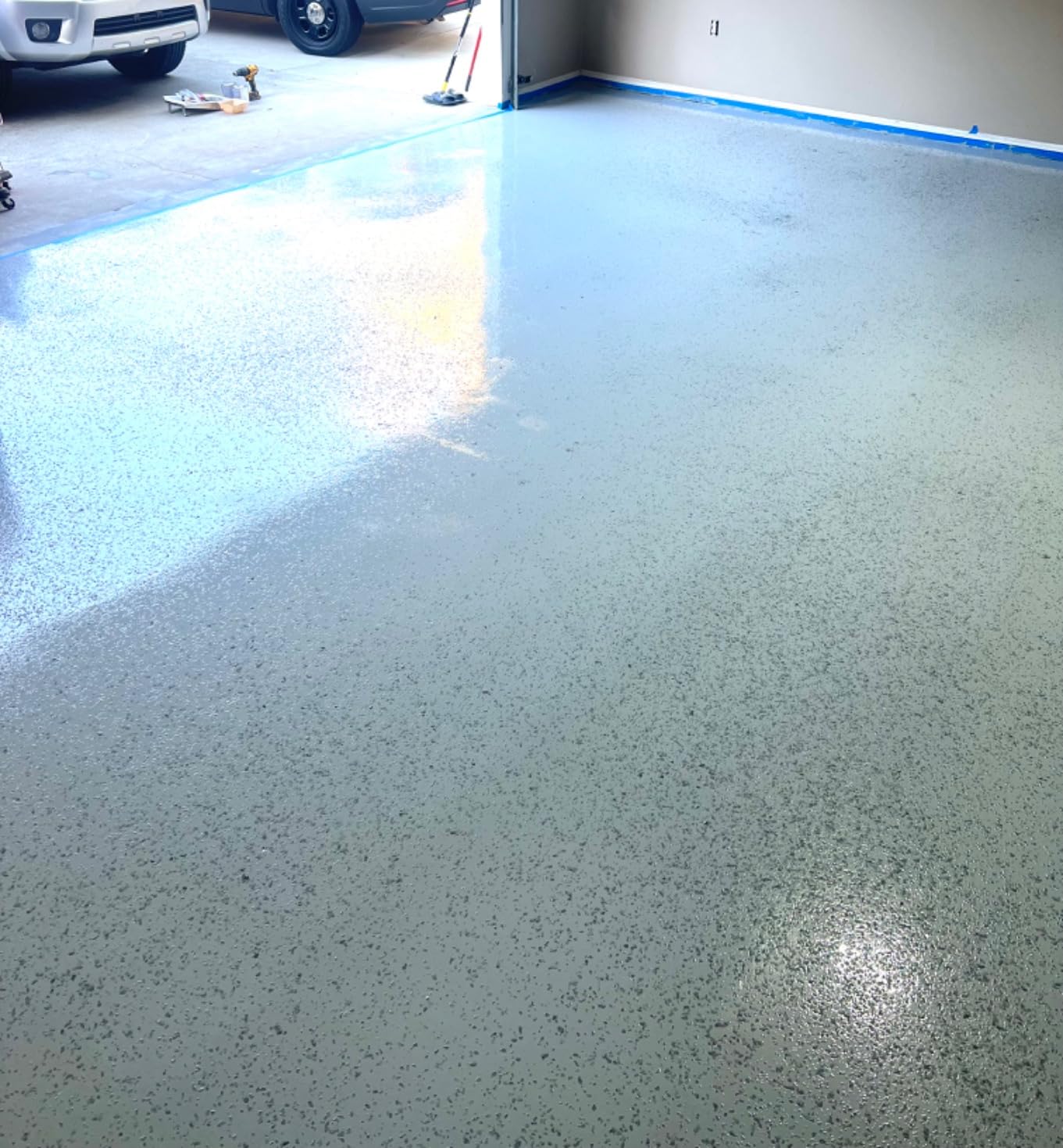 ArmorPoxy 100% Solids Garage Epoxy Floor Kit, Designer Gray, 300 Sq Ft 17pc | 2 Part Industrial-Grade Coating, UltraGlaze Topcoat, DIY Non-Slip Hot Tire Resistant Flake System for Basements & Workshops customer photo 2