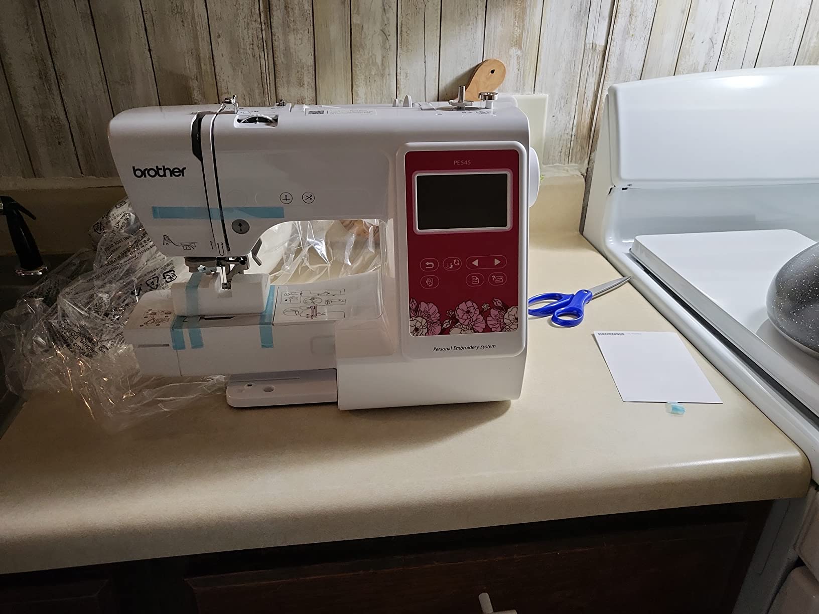 Brother PE545 Wireless Embroidery Machine 4x4 Hoop LCD customer photo 2
