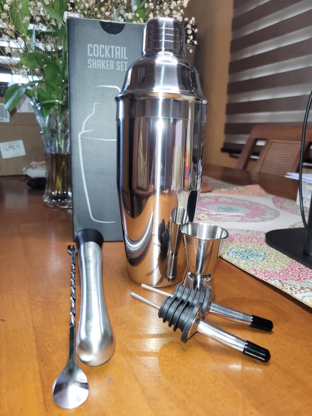 Cocktail Shaker Set, 6-Piece 18/8 Food-Grade Stainless Steel Mixology Bartender Kit - Premium Bar Tools with Muddler, Jigger, Spoon & Pourers - Rust-Proof, Leak-Proof & Dishwasher Safe Gift for Men customer photo 1