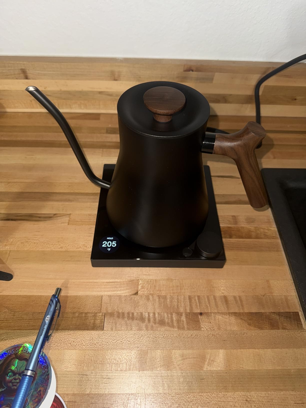 Fellow Stagg EKG Pro Gooseneck Electric Kettle, Brew Timer, 0.9 Liter, Matte Black customer photo 1
