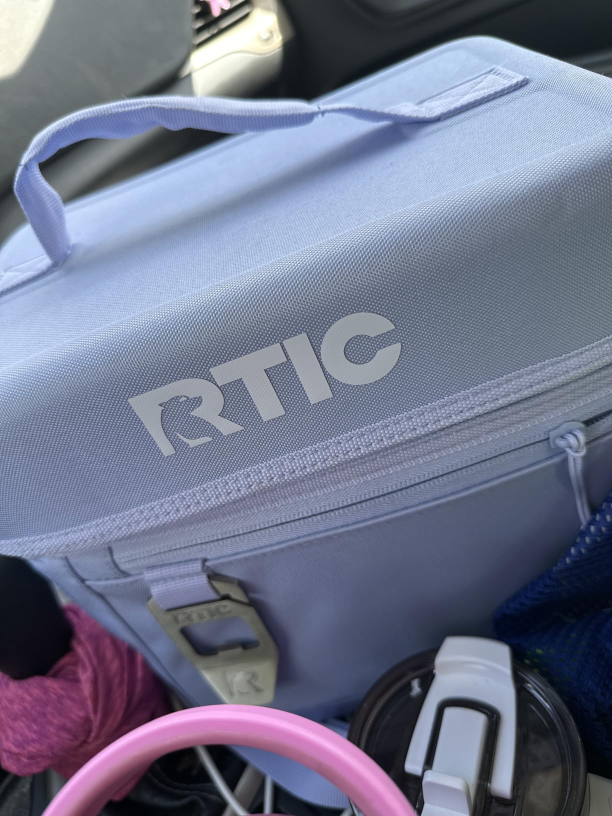 RTIC Everyday Cooler, Soft Sided Portable Insulated Cooling for Lunch, Beach, Drink, Beverage, Travel, Camping, Picnic, for Men and Women | Insulated Bag for Ice, Lunch, Beach, Drinks, Travel, Camping, Picnic, Car and Hiking customer photo 2