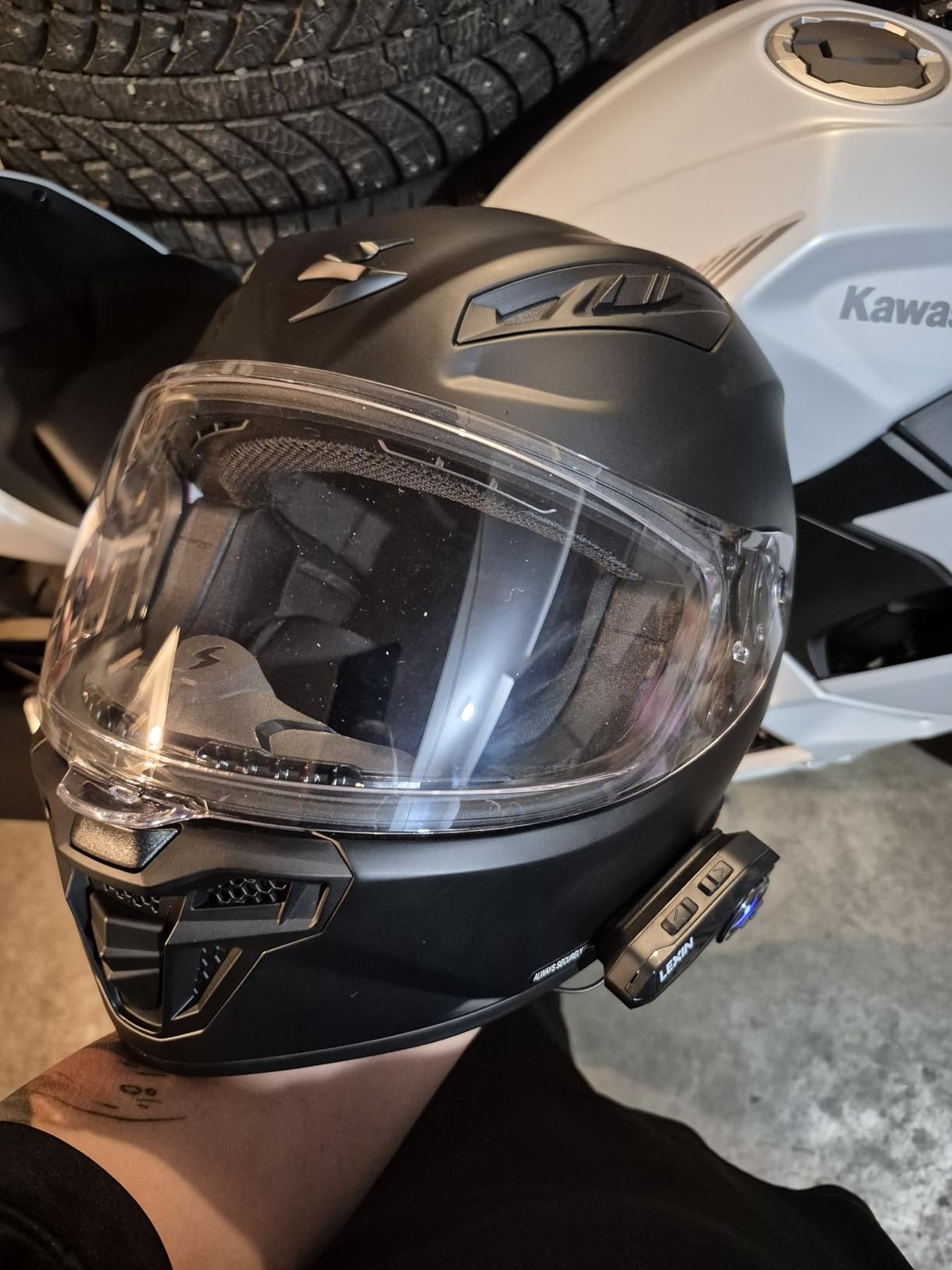 LEXIN G2P Motorcycle Helmet Bluetooth Headset, Group Intercom Communication System, FM Radio/ 6 Shells/Universal Pairing/Private Talk/Noise Cancellation, Fit for Snowmobile/ATV, 1 Pack | Helmet Communication System with 36mm HD Speakers, Dual Microphones, FM Radio, IP67, 800mAh, 4 Interchangeable Faceplates customer photo 2