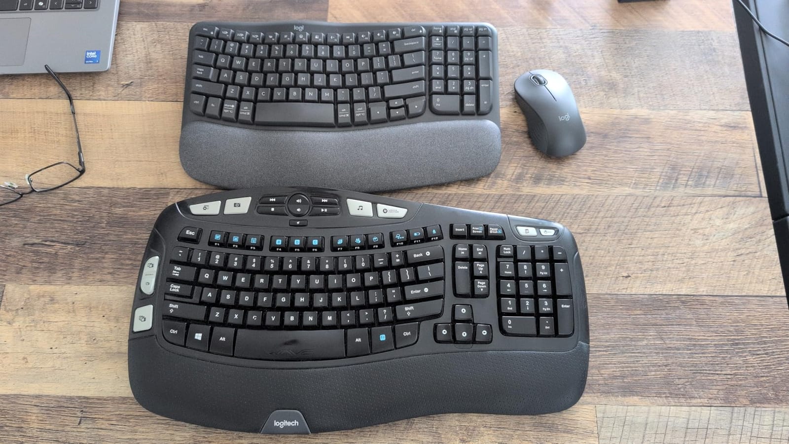 Logitech Wave Keys MK670 Wireless Ergonomic Keyboard Mouse Combo - Graphite | Wave-shaped keys for natural typing, ambidextrous full size Signature M550 L mouse, Bluetooth, Bolt USB receiver, multi-OS customer photo 1