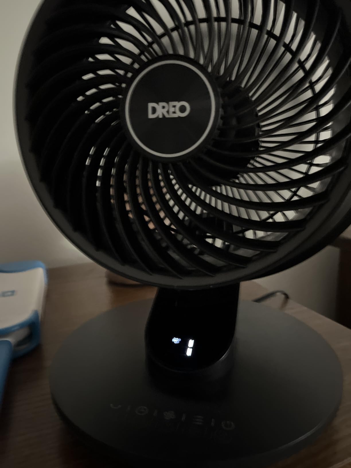 DREO Fan for Bedroom, 13-Inch Oscillating Table Air Circulator Fan for Whole Room, 120 Degree Tilt Adjustment, 25dB Ultra-Quiet, 75ft Powerful Airflow, 4 Speeds Desk Fans with Remote for Home, Office customer photo 1