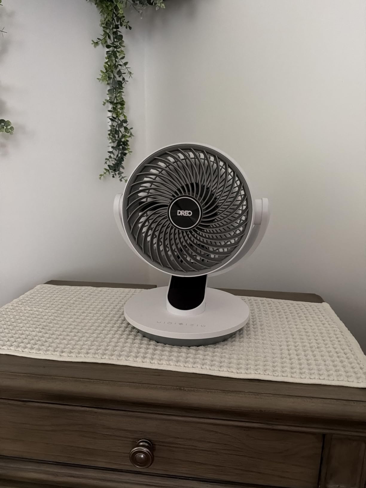 DREO Fan for Bedroom, 13-Inch Oscillating Table Air Circulator Fan for Whole Room, 120 Degree Tilt Adjustment, 25dB Ultra-Quiet, 75ft Powerful Airflow, 4 Speeds Desk Fans with Remote for Home, Office customer photo 2