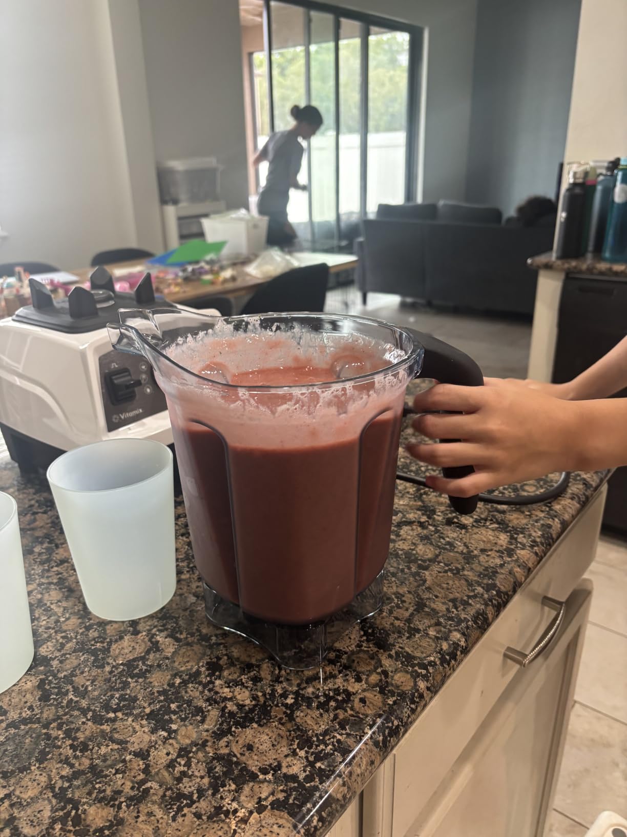 Vitamix Propel Series 750 Professional-Grade Blender, 4 Programs, Black | 64 oz. Container, Kitchen Appliance for Smoothies, Soups and More, Pulse, Variable Speed, Self-Cleaning Program customer photo 1