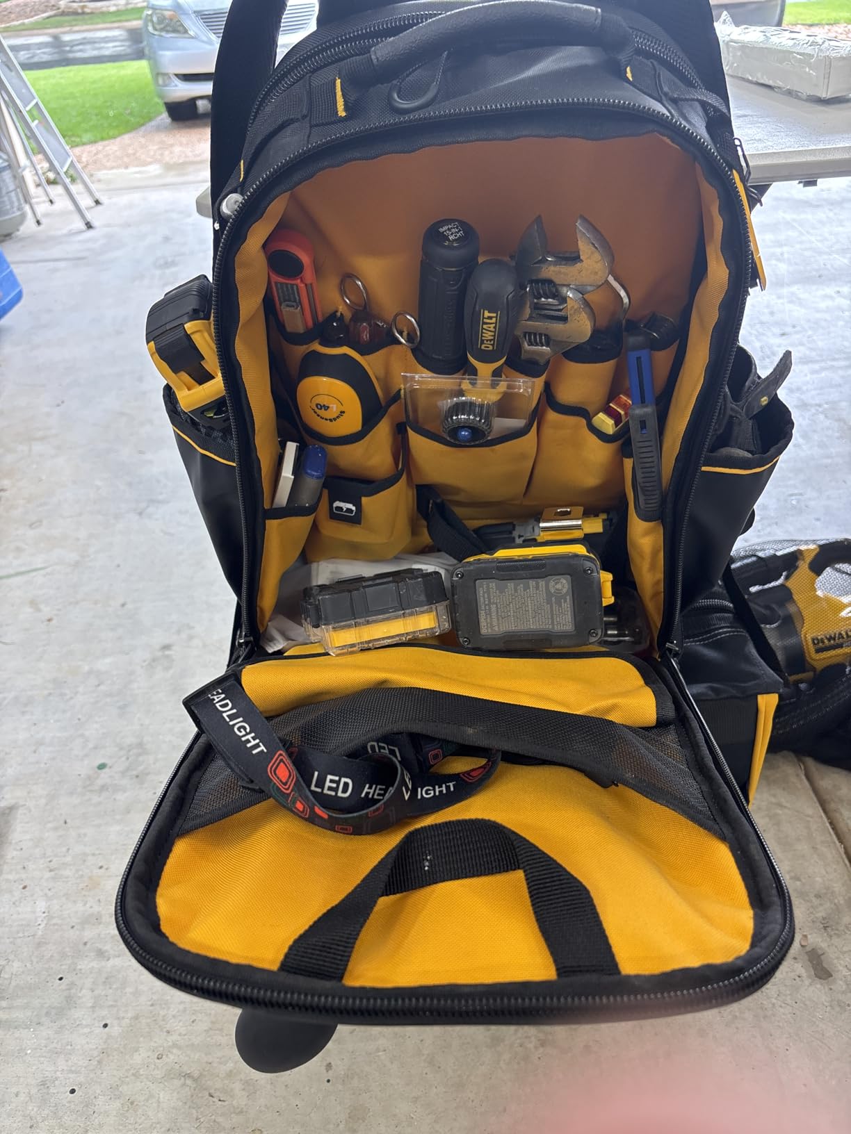 DEWALT Tool Backpack, Tool Storage and Organization, Durable and Water Resistant (DWST560102) customer photo 2