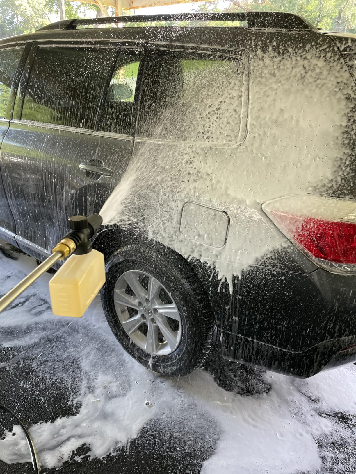 Westinghouse ePX3100v Electric Pressure Washer, 2100 Max PSI 1.76 Max GPM, Built-in Carry Handle, Detachable Foam Cannon, Pro-Style Steel Wand, 3-Nozzle Set, for Cars/Fences/Driveways/Home/Patios customer photo 2