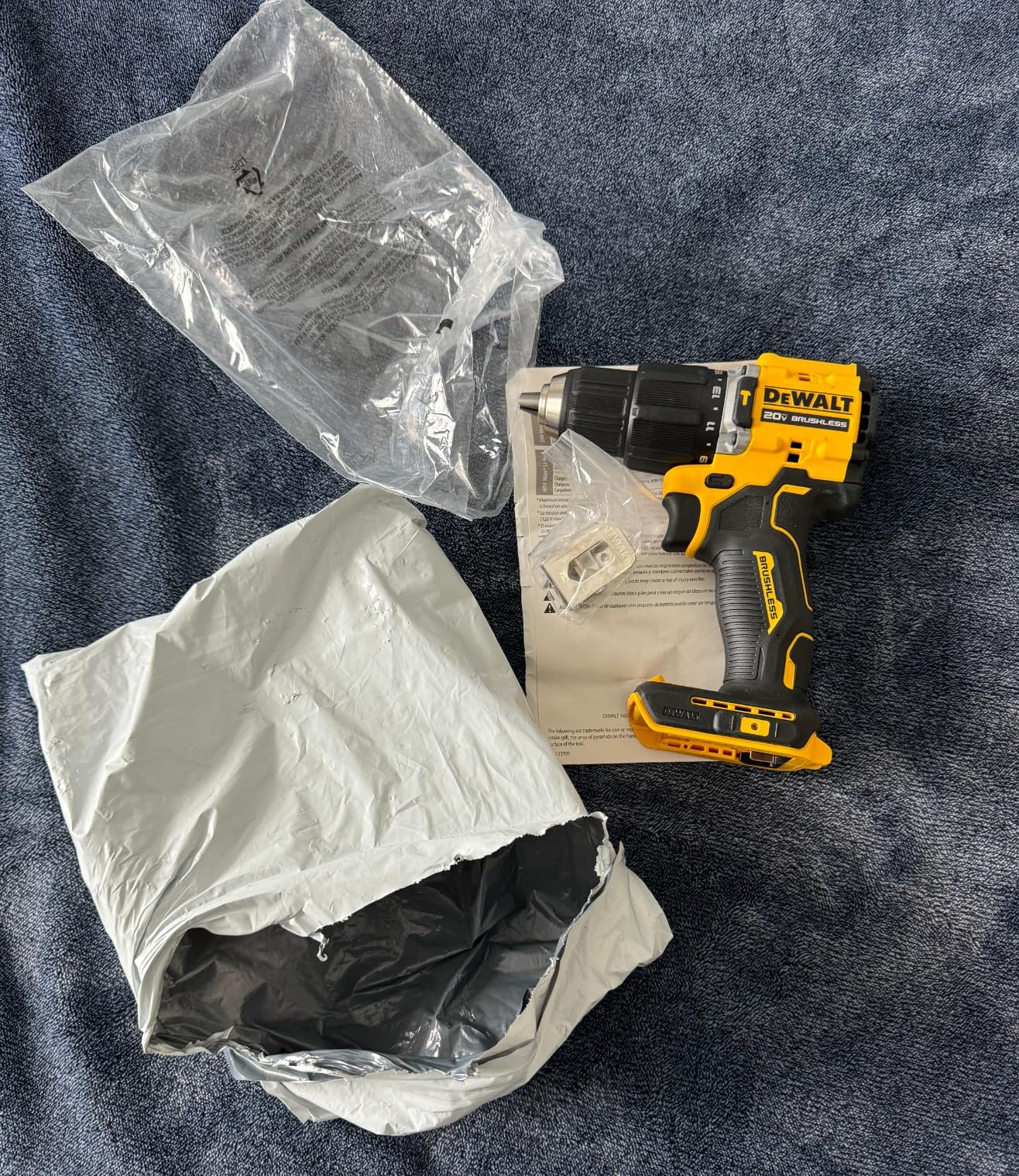 DEWALT DCD799B 20V MAX* ATOMIC COMPACT SERIES Brushless Lithium-Ion 1/2 in. Cordless Hammer Drill (Tool Only) | 552 Uwo, 1, 650 Rpm, Compact 6.49 in, 2.53 Lb, Tool-Only, Battery and Charger Sold Separately customer photo 2