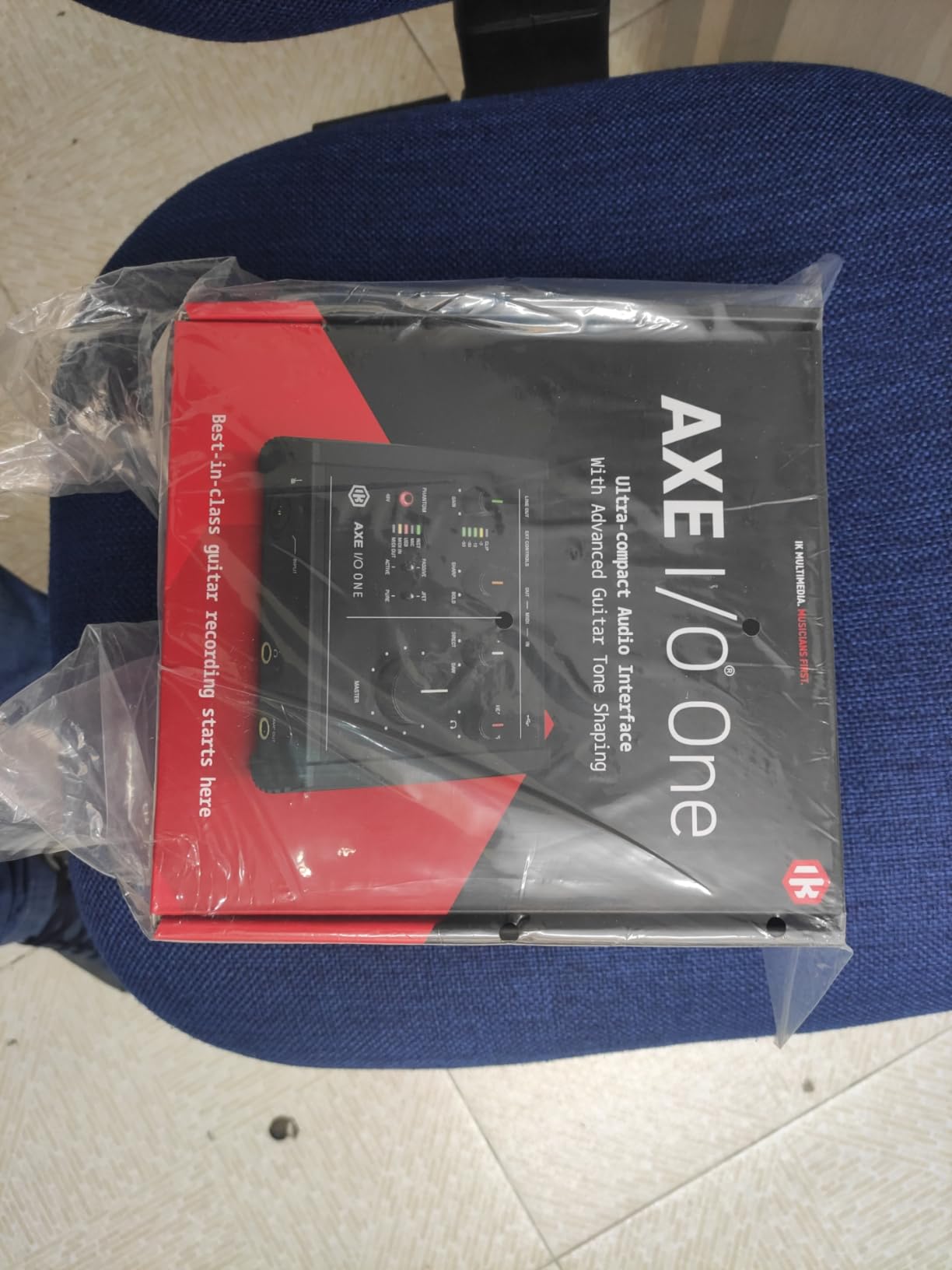 IK Multimedia AXE I/O One - Professional USB Audio Interface with Z-TONE advanced guitar tone shaping, AmpliTube and TONEX software included, high-resolution recording studio equipment customer photo 2