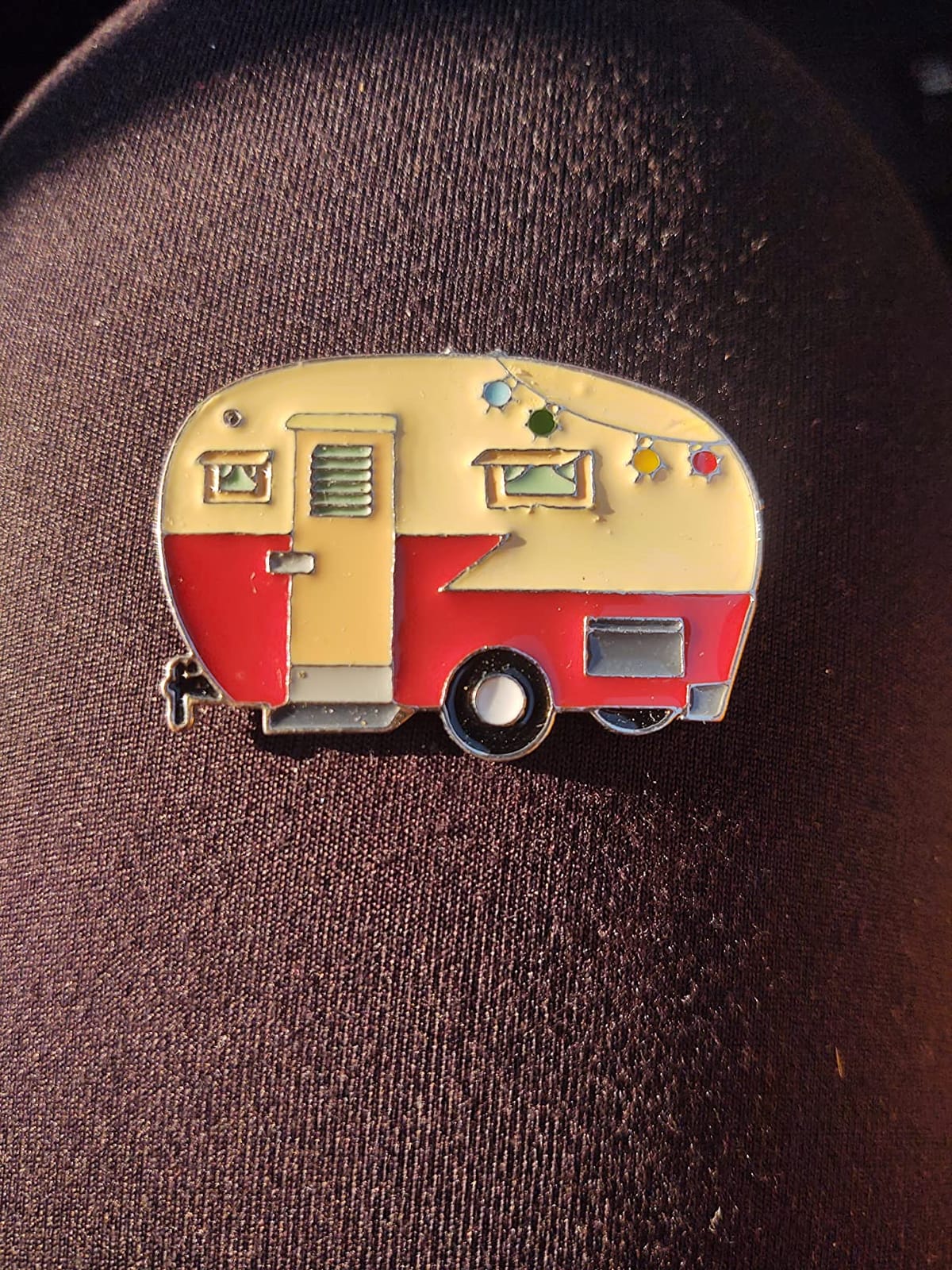 Thinp 2 Pieces Camper Keychain, RV Camper Keyring Accessories for Travel Trailers Enameled Metal Retro Camping Car Keychain customer photo 2