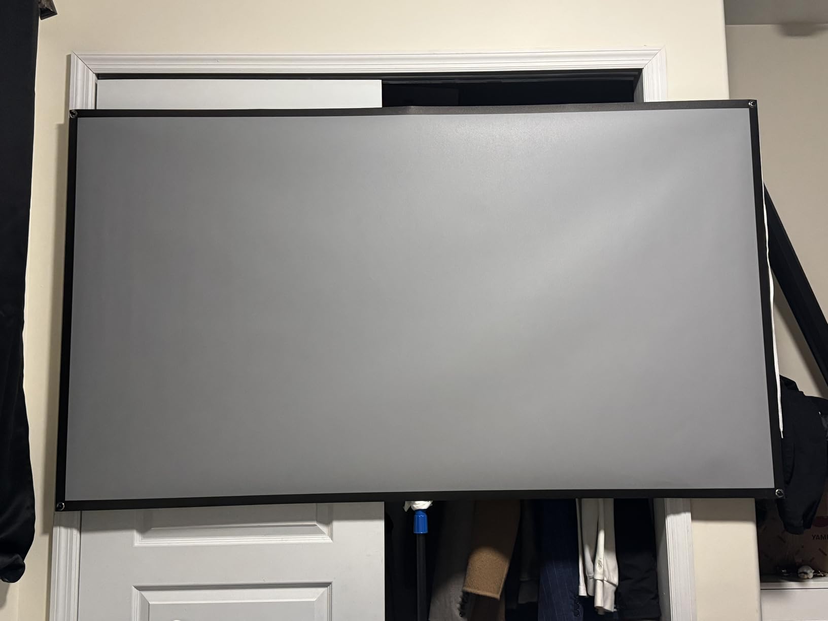 Projector Screen with Stand, 80 Inch Portable Projector Screen Outdoor Indoor, 1.5 Gain ALR Projection Screen, Anti Light, 4K Ultra HD 16:9 Outdoor Movie PVC Screen for Movie Night (Grey Screen) customer photo 1